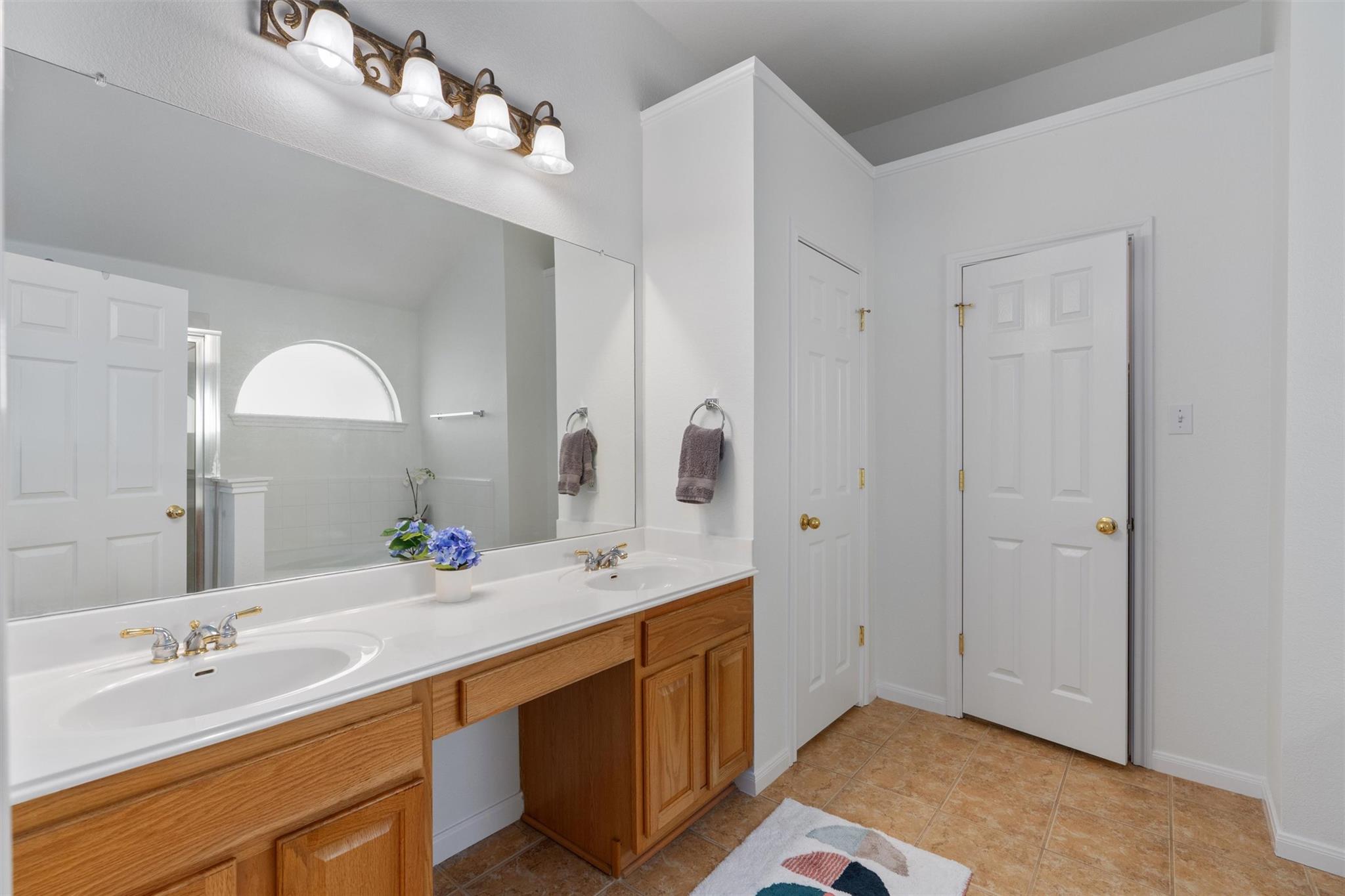 17007 Brewer Blackbird Dr, Pflugerville, TX 78660