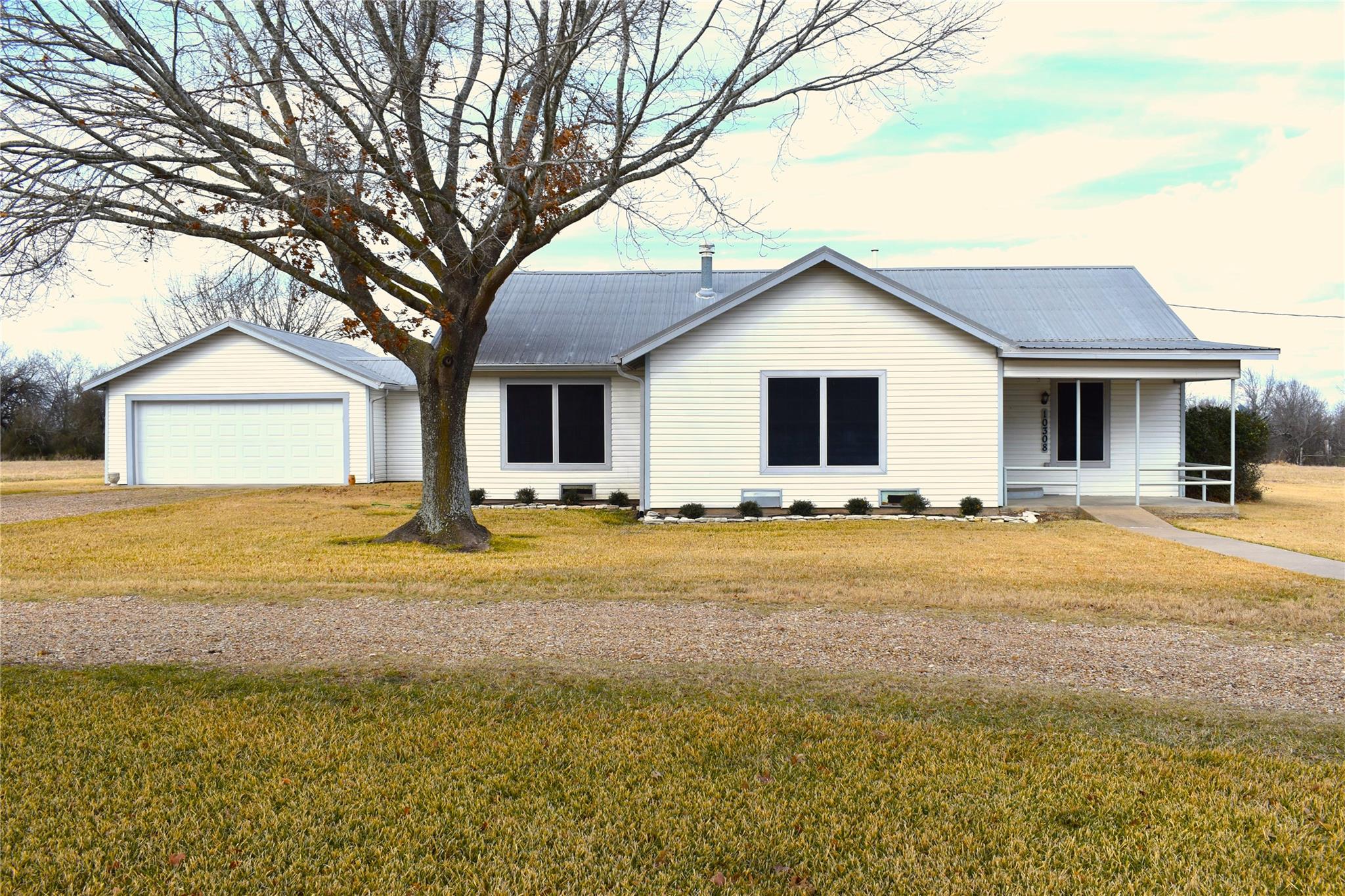 10308 N FM 487, Rockdale, TX 76567