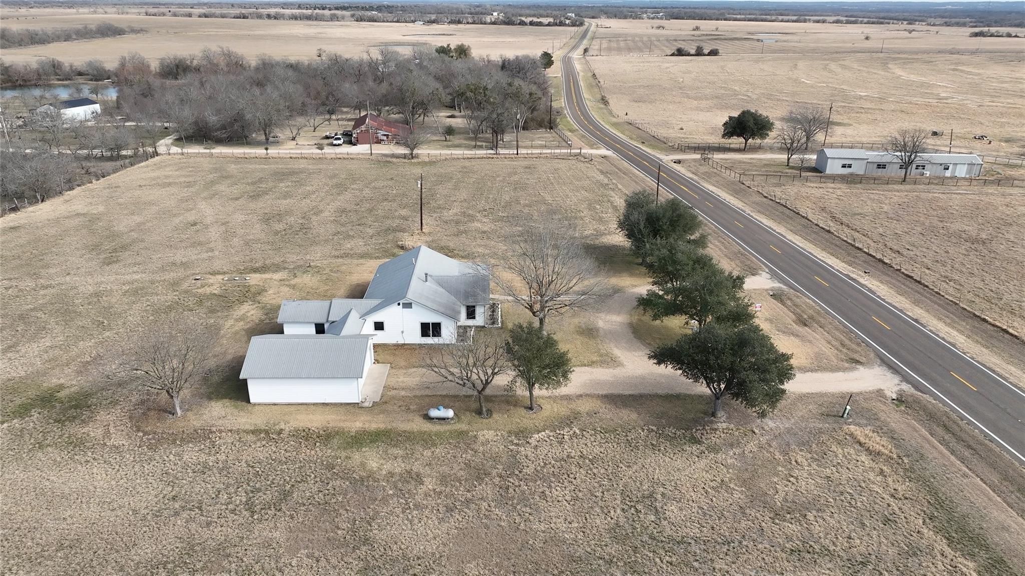 10308 N FM 487, Rockdale, TX 76567