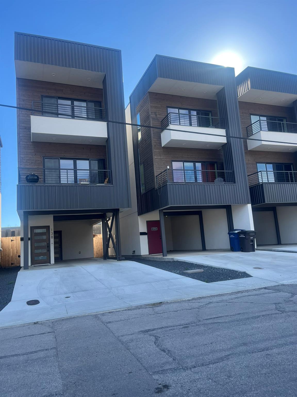 214 E LACHAPELLE, San Antonio, TX 78204