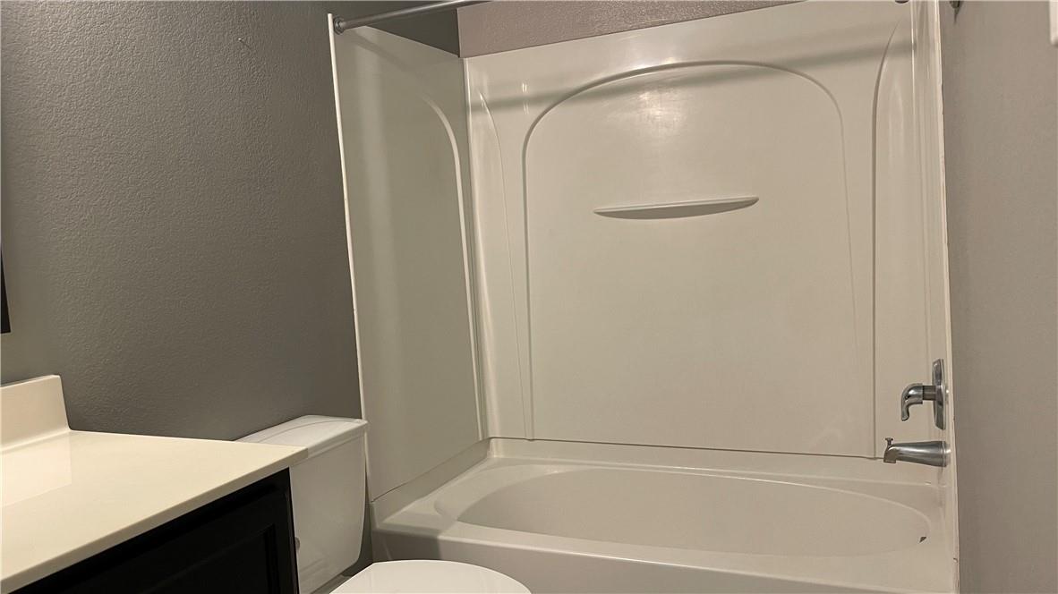 1900 Little Elm Trl # 40, Cedar Park, TX 78613