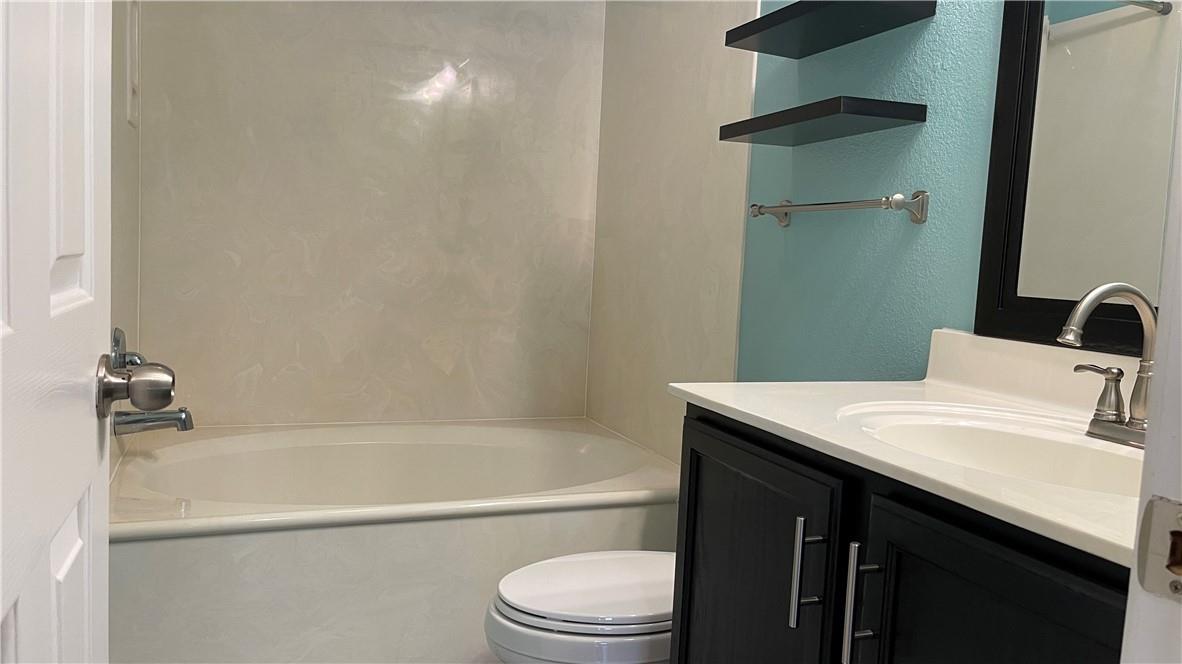 1900 Little Elm Trl # 40, Cedar Park, TX 78613