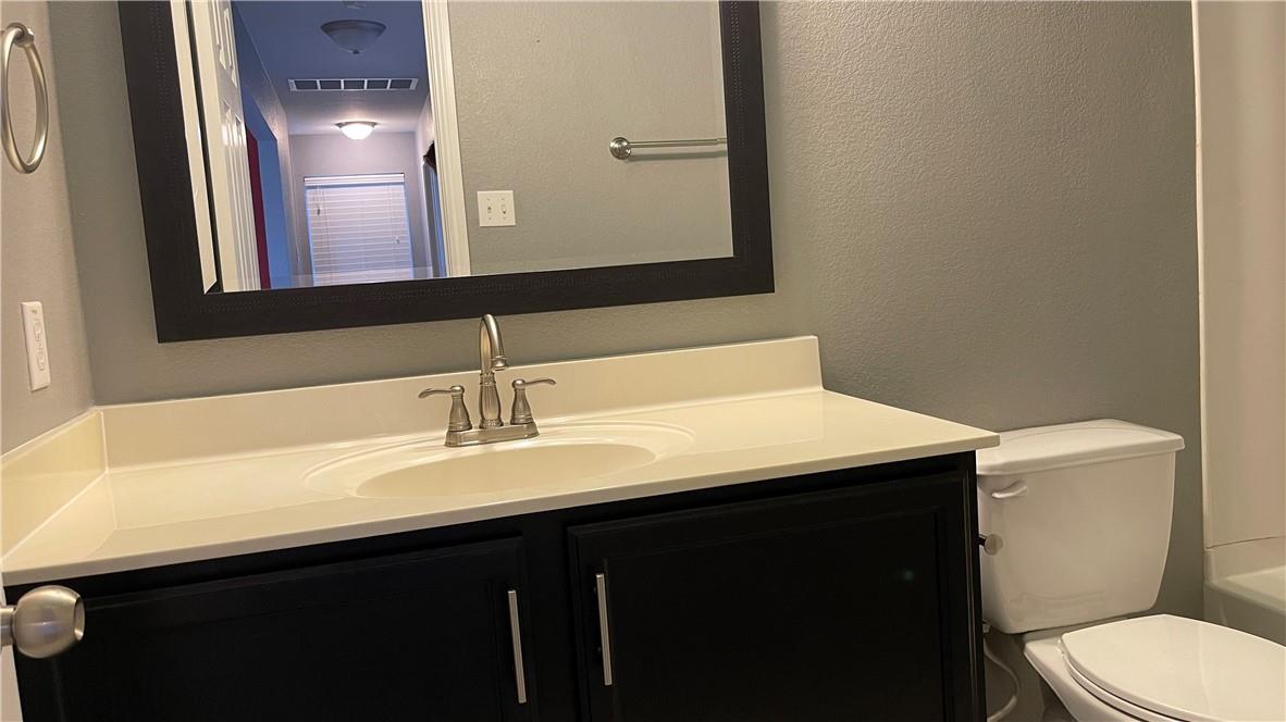 1900 Little Elm Trl # 40, Cedar Park, TX 78613