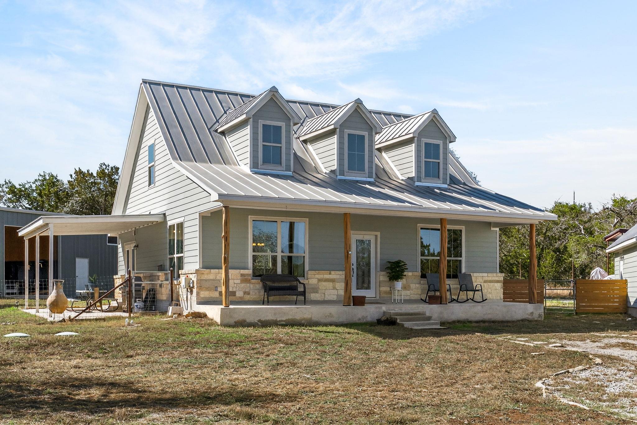 923 N Debco Ln, Spicewood, TX 78669