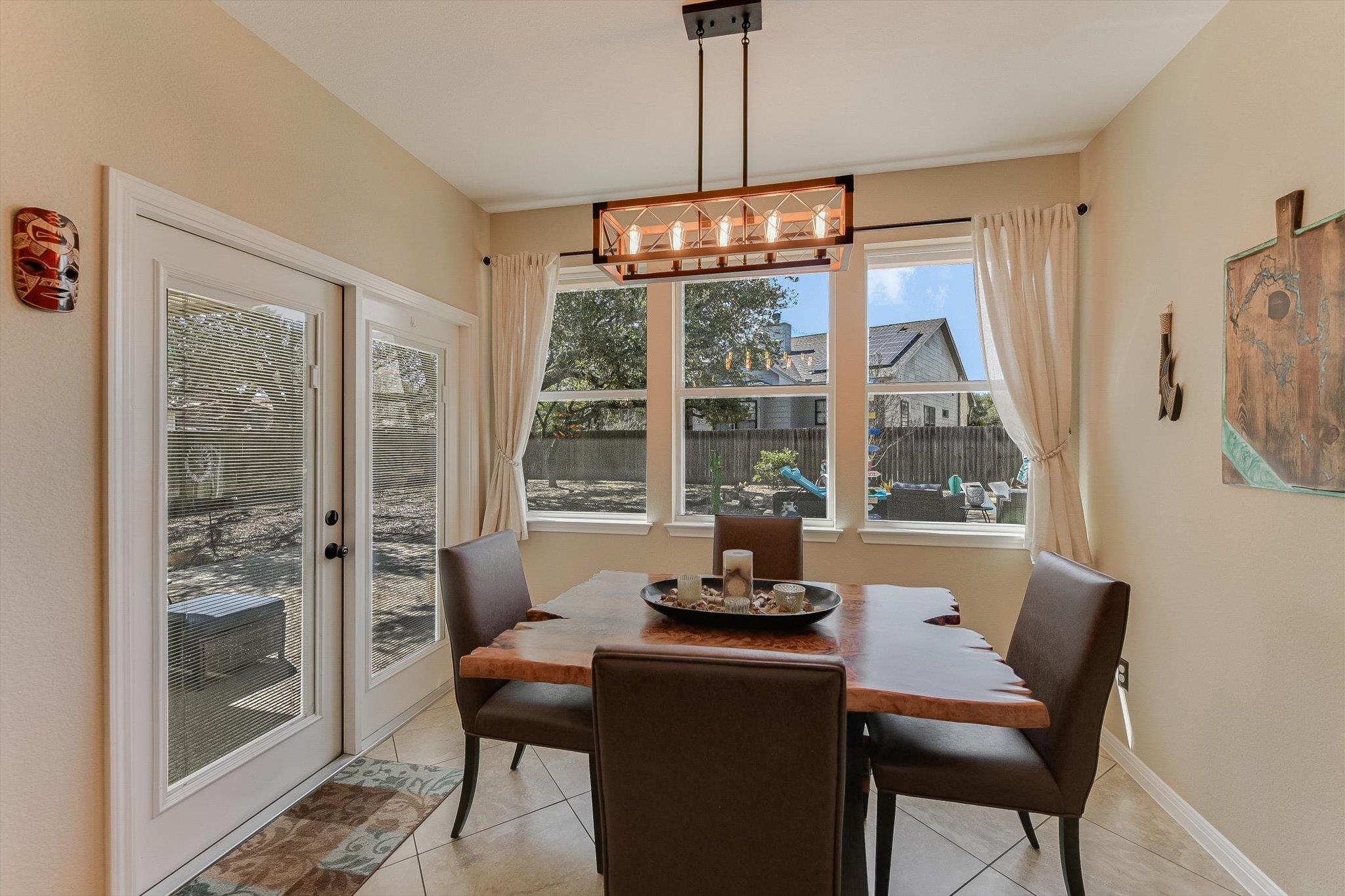 27 Whispering Valley Dr, Wimberley, TX 78676