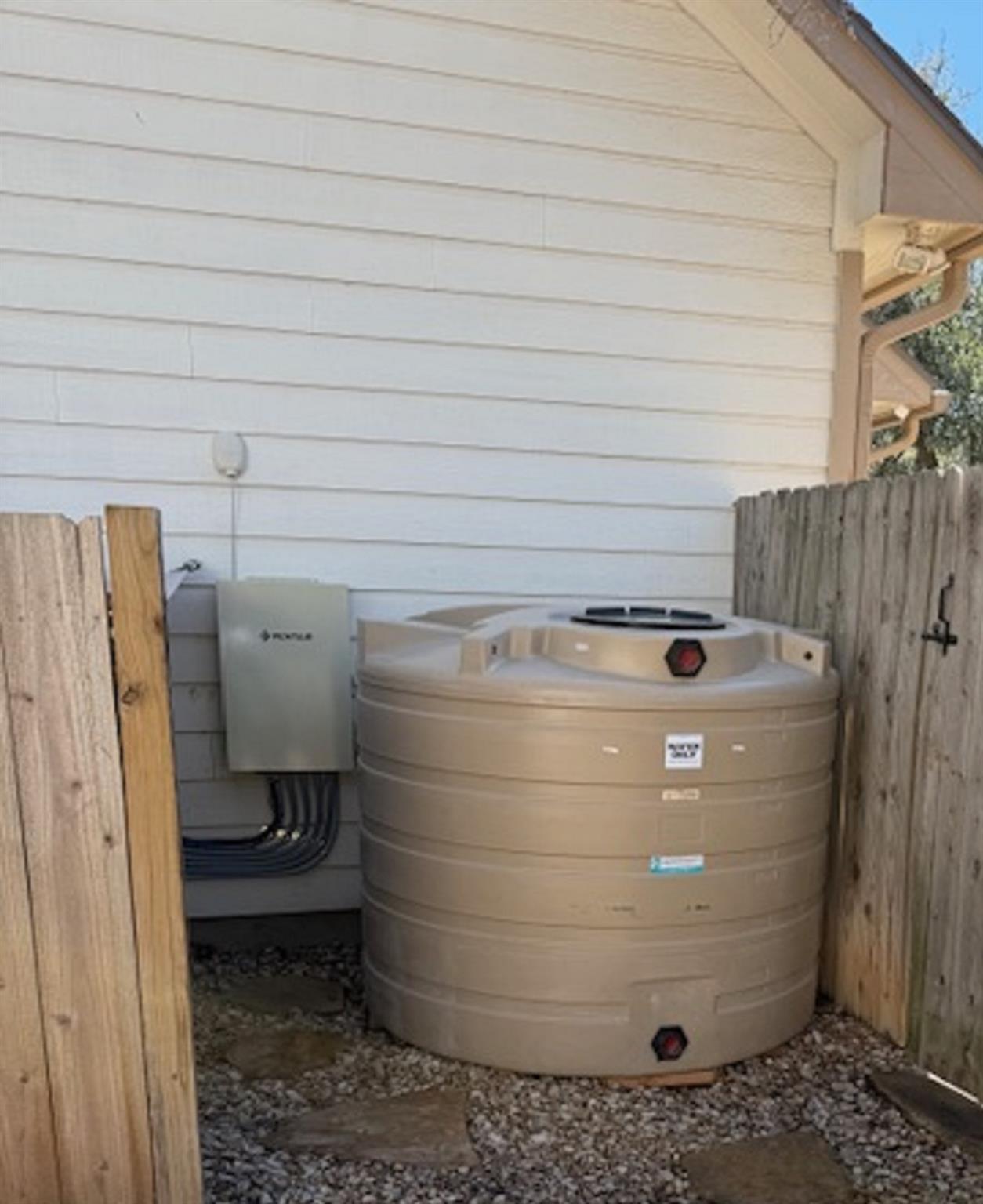 27 Whispering Valley Dr, Wimberley, TX 78676