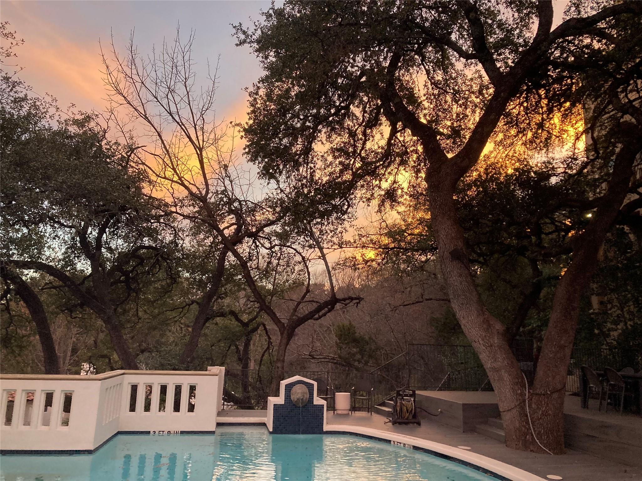 1815 Rue De St Tropez, Austin, TX 78746