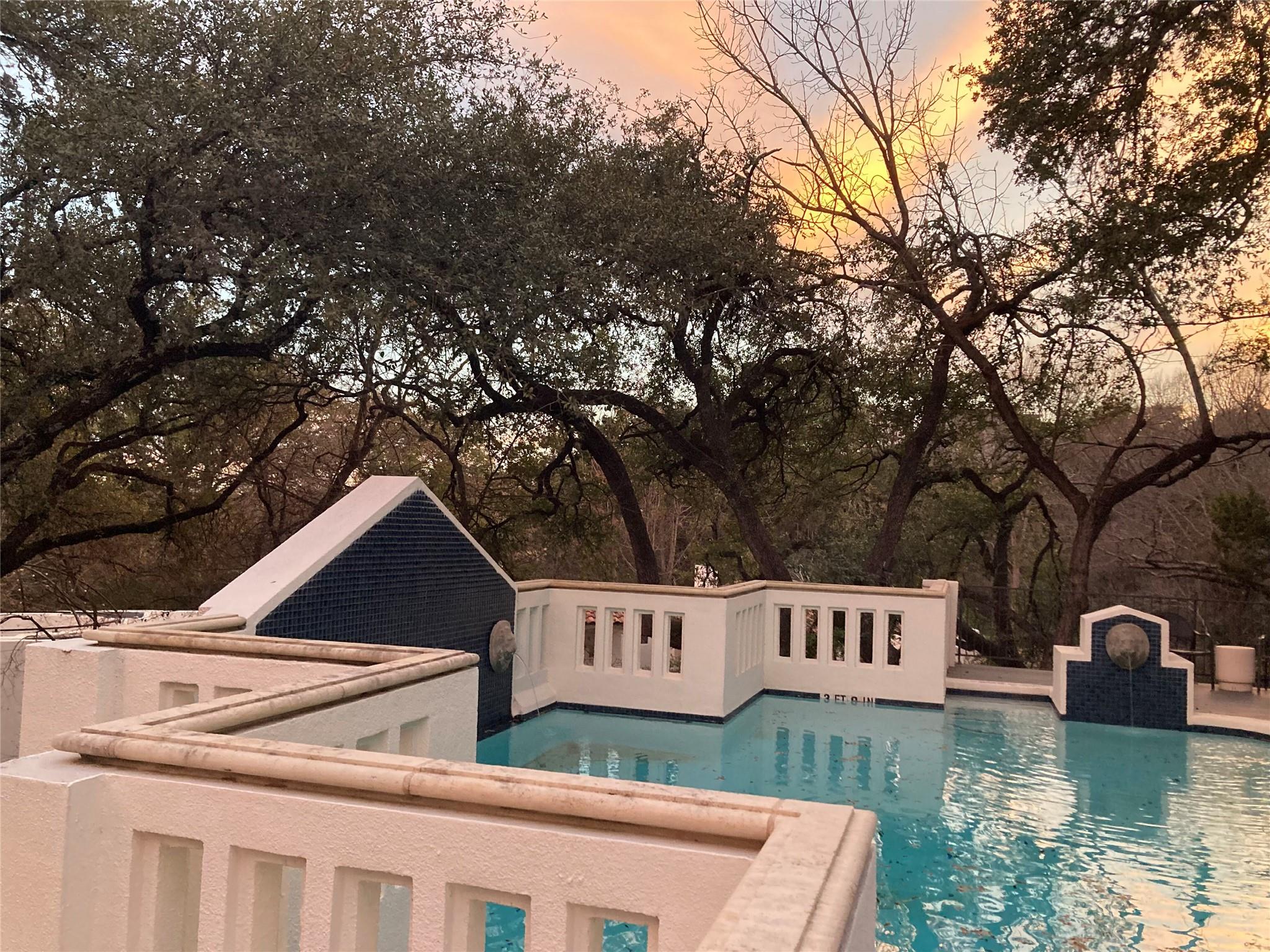 1815 Rue De St Tropez, Austin, TX 78746