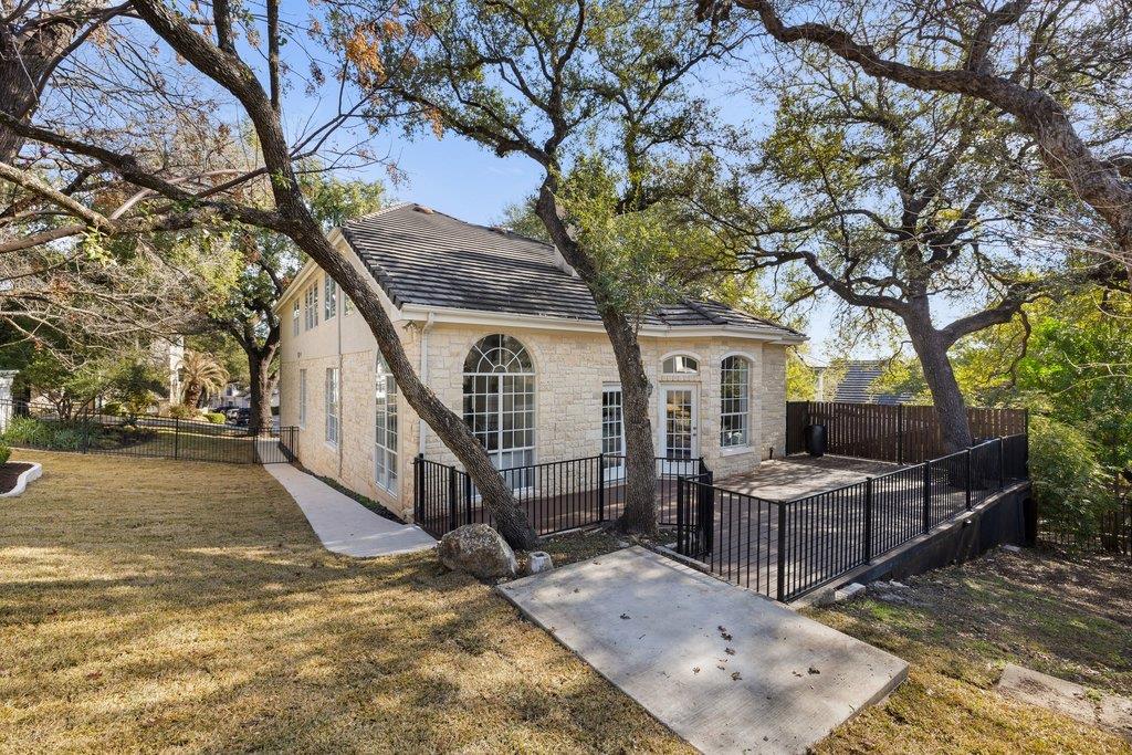 1815 Rue De St Tropez, Austin, TX 78746