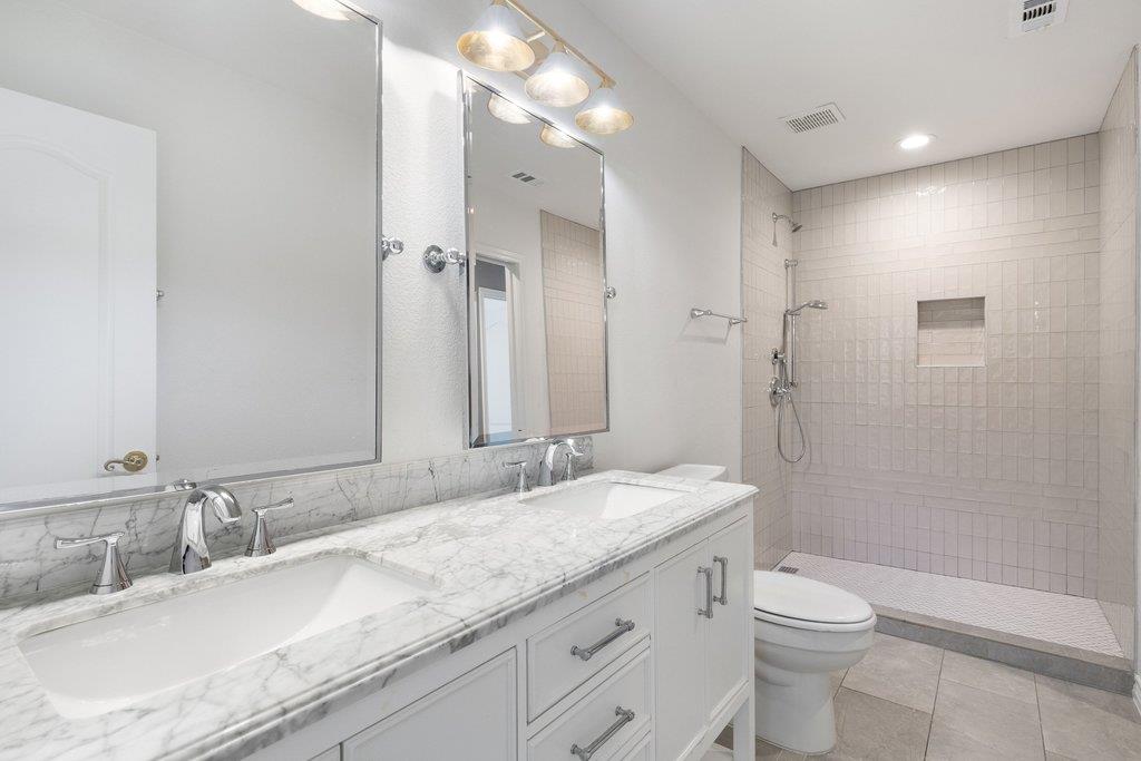 1815 Rue De St Tropez, Austin, TX 78746