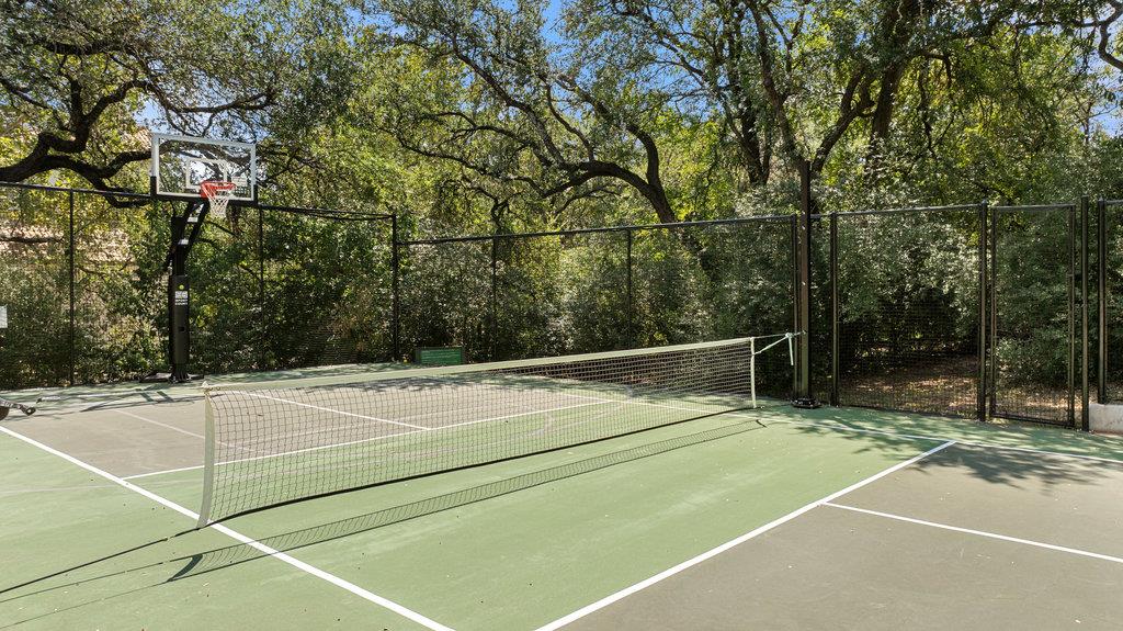 1815 Rue De St Tropez, Austin, TX 78746