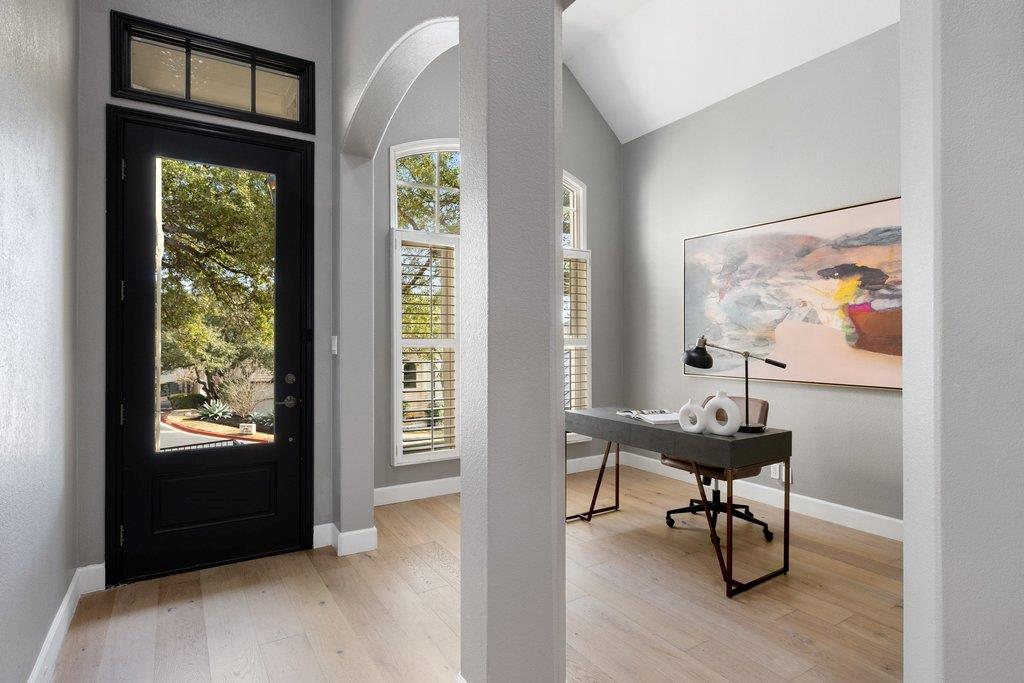 1815 Rue De St Tropez, Austin, TX 78746