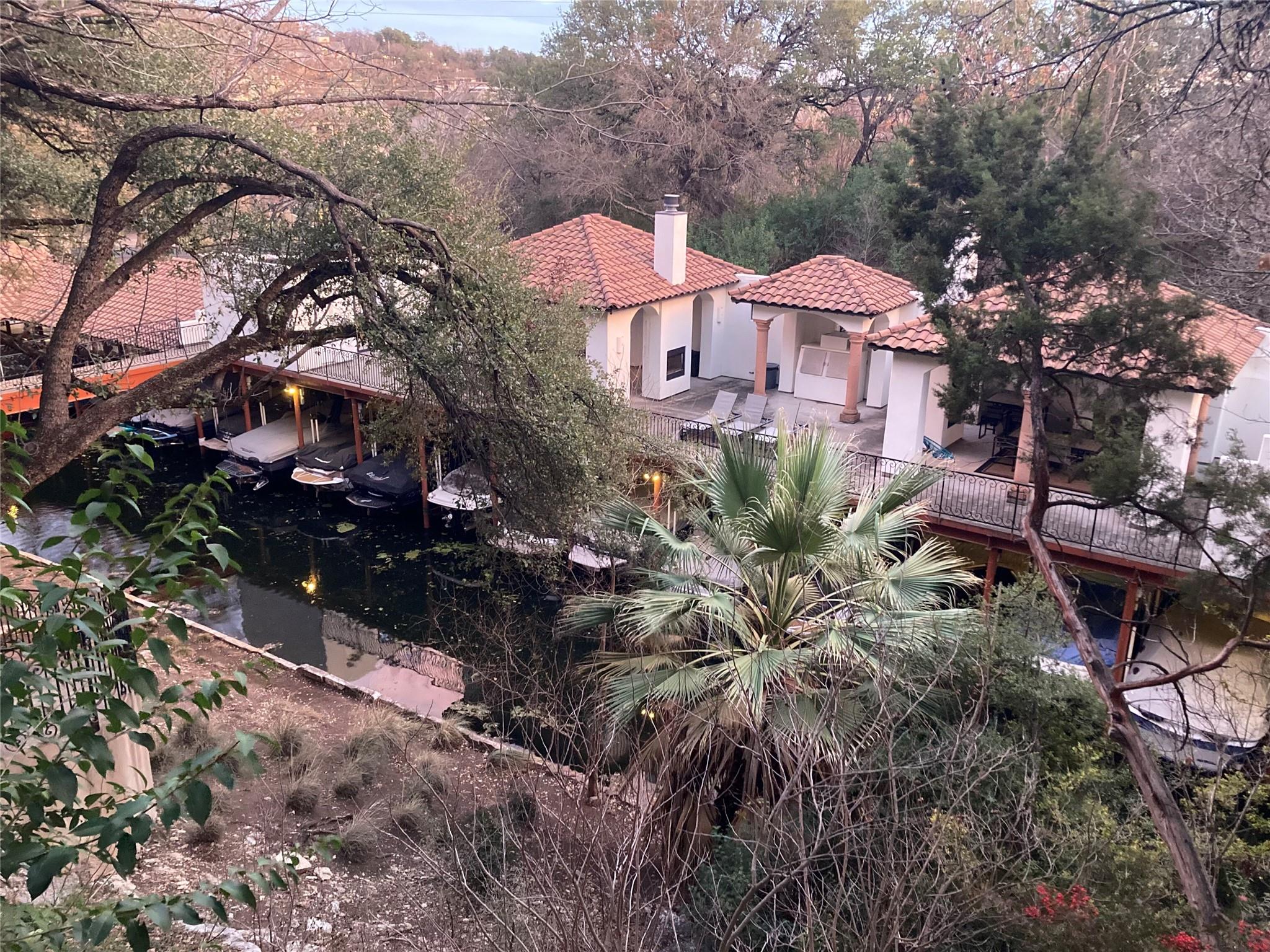 1815 Rue De St Tropez, Austin, TX 78746