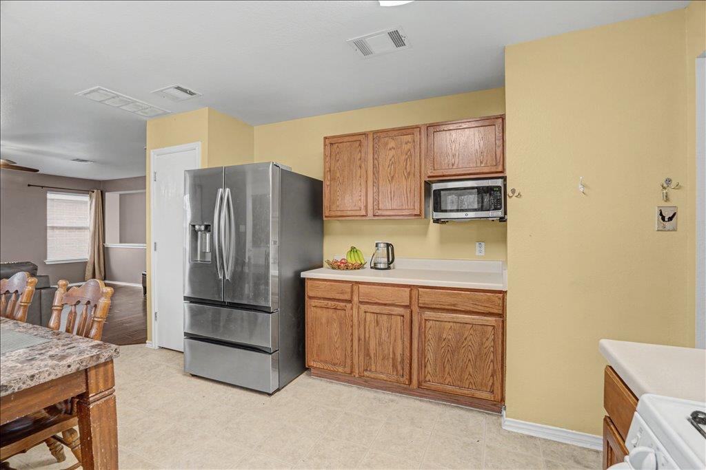 203 Pheasant Trl, Bastrop, TX 78602