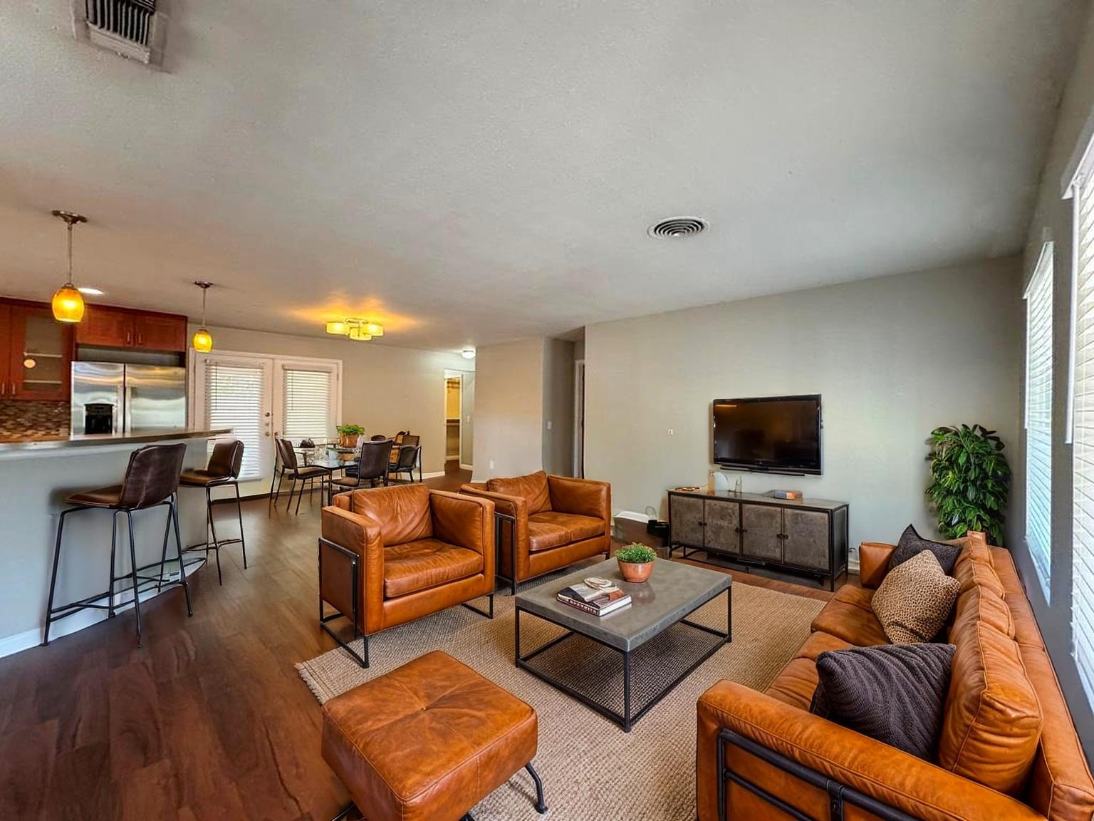 3003 Burning Oak Dr, Austin, TX 78704