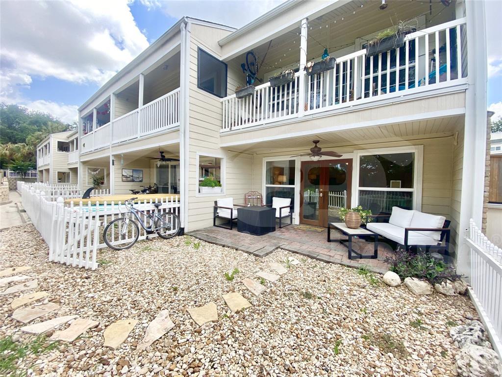 1818 S Lakeshore Dr # 7, Austin, TX 78741