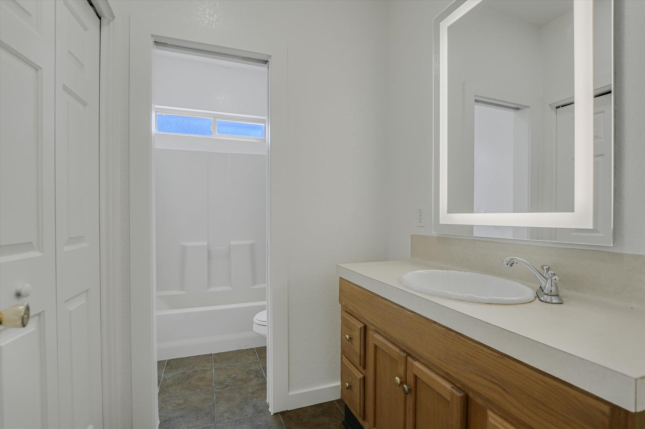 6 Happy Hollow Ln, Wimberley, TX 78676