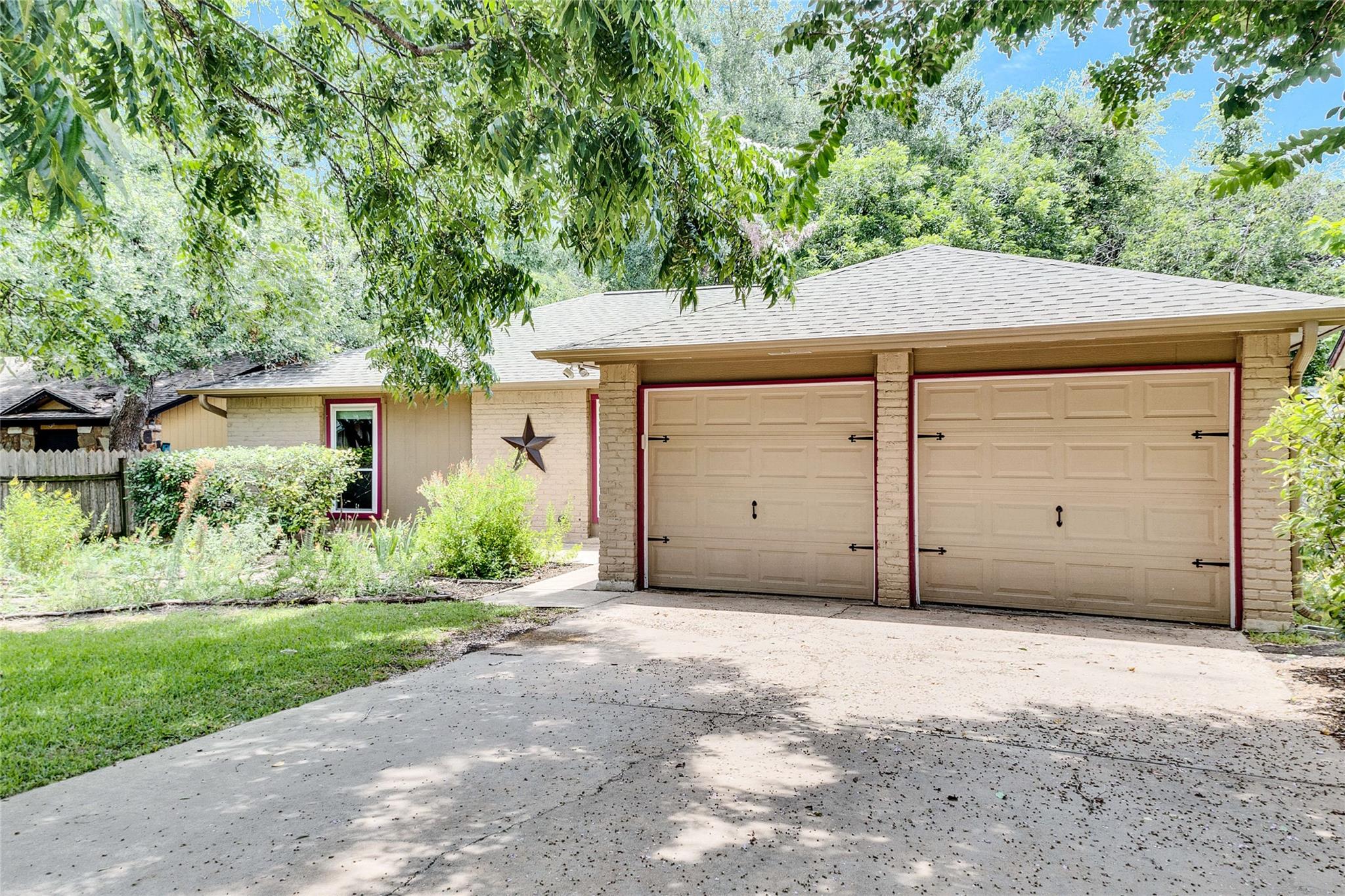 1007 Echo Ln, Austin, TX 78745