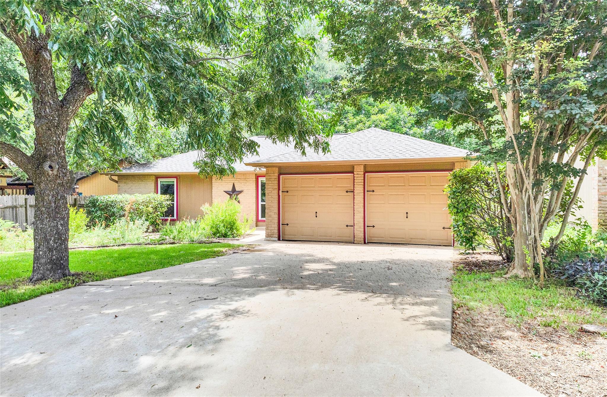 1007 Echo Ln, Austin, TX 78745