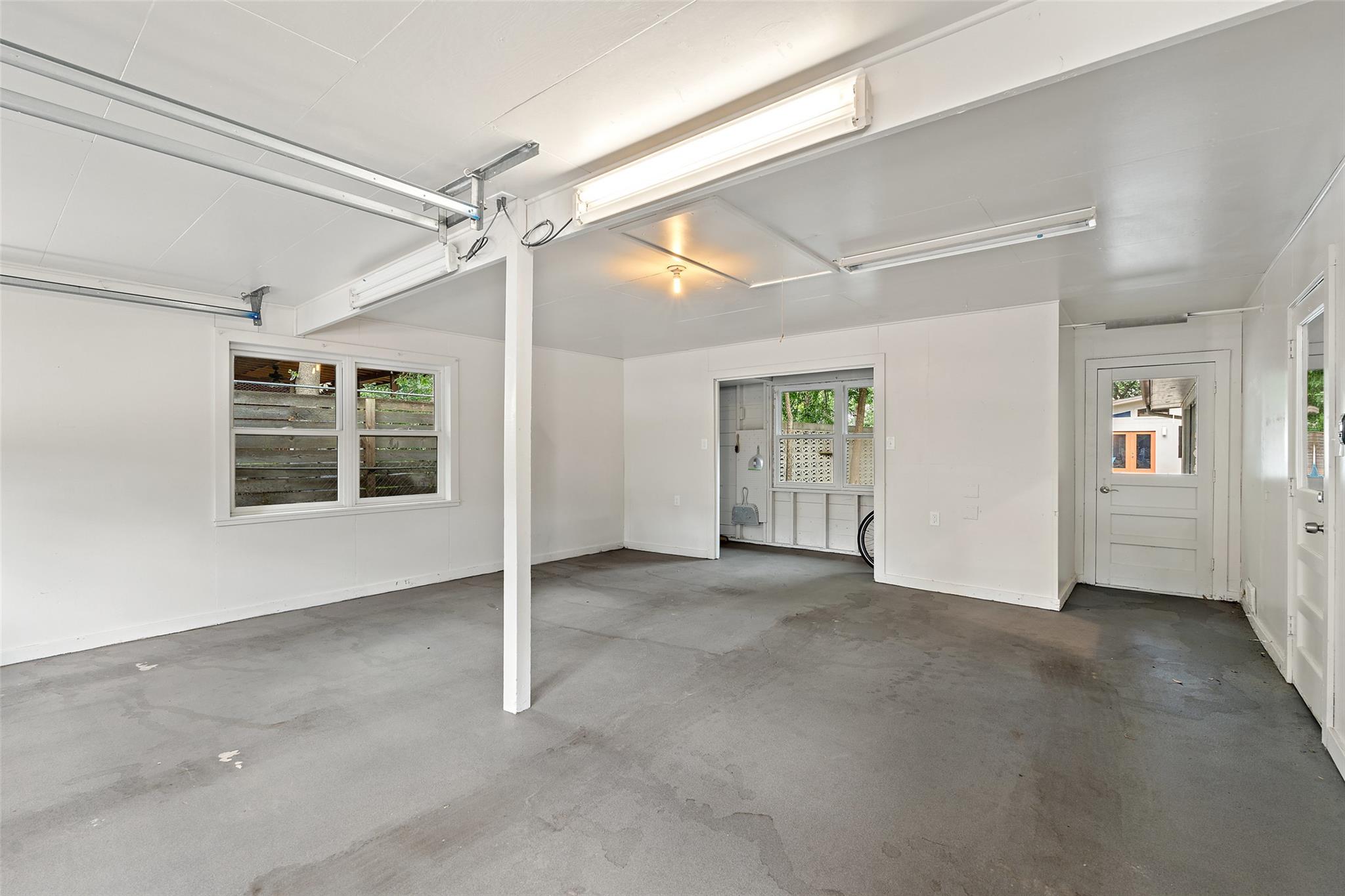 1254 S Church St, Georgetown, TX 78626