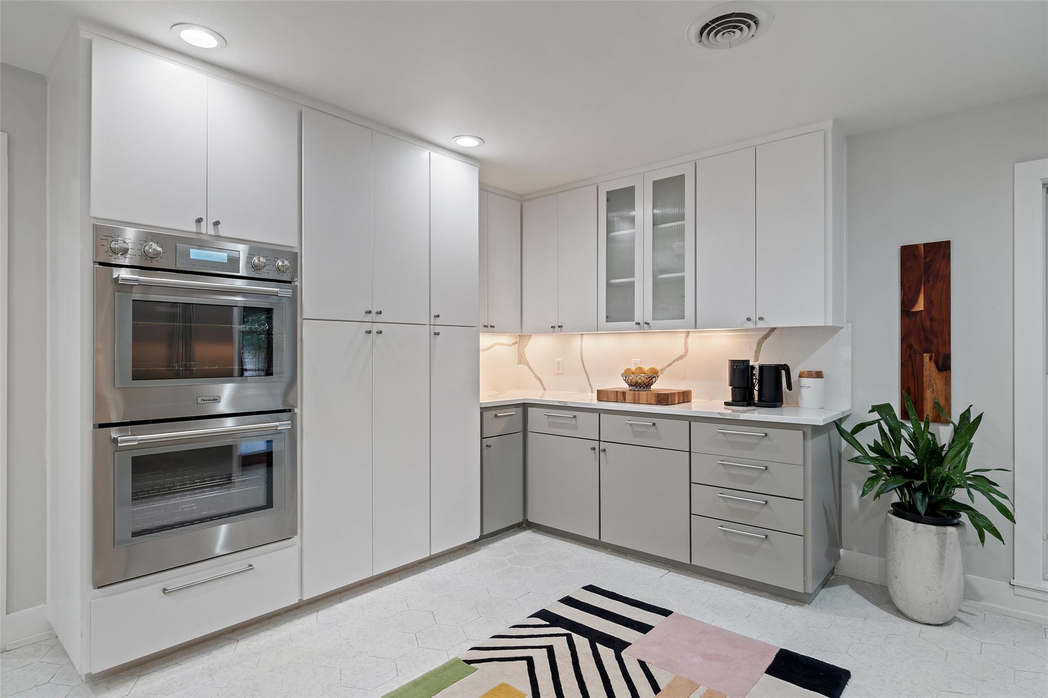 1254 S Church St, Georgetown, TX 78626