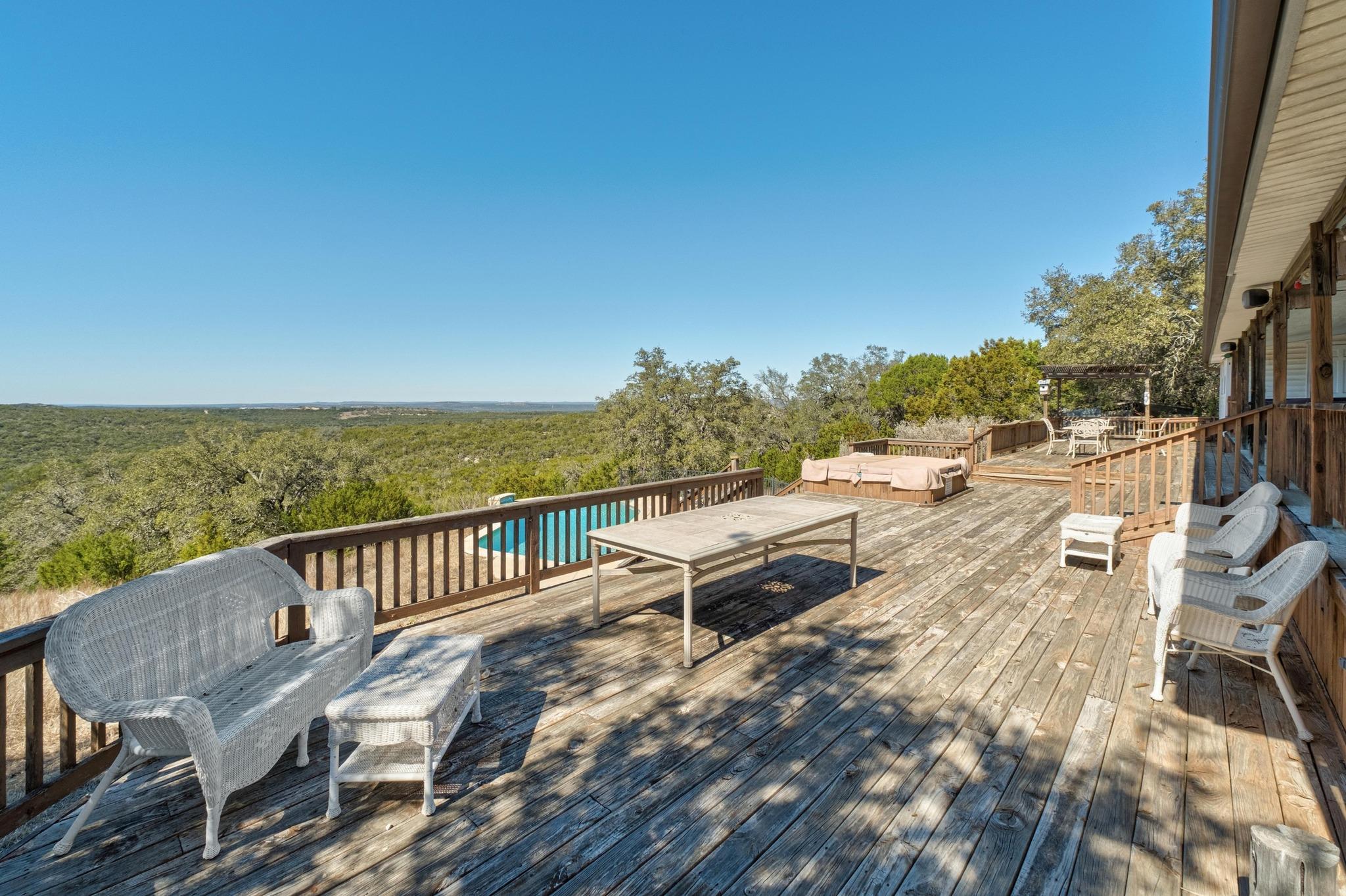 1802 Overland Stage Rd, Dripping Springs, TX 78620