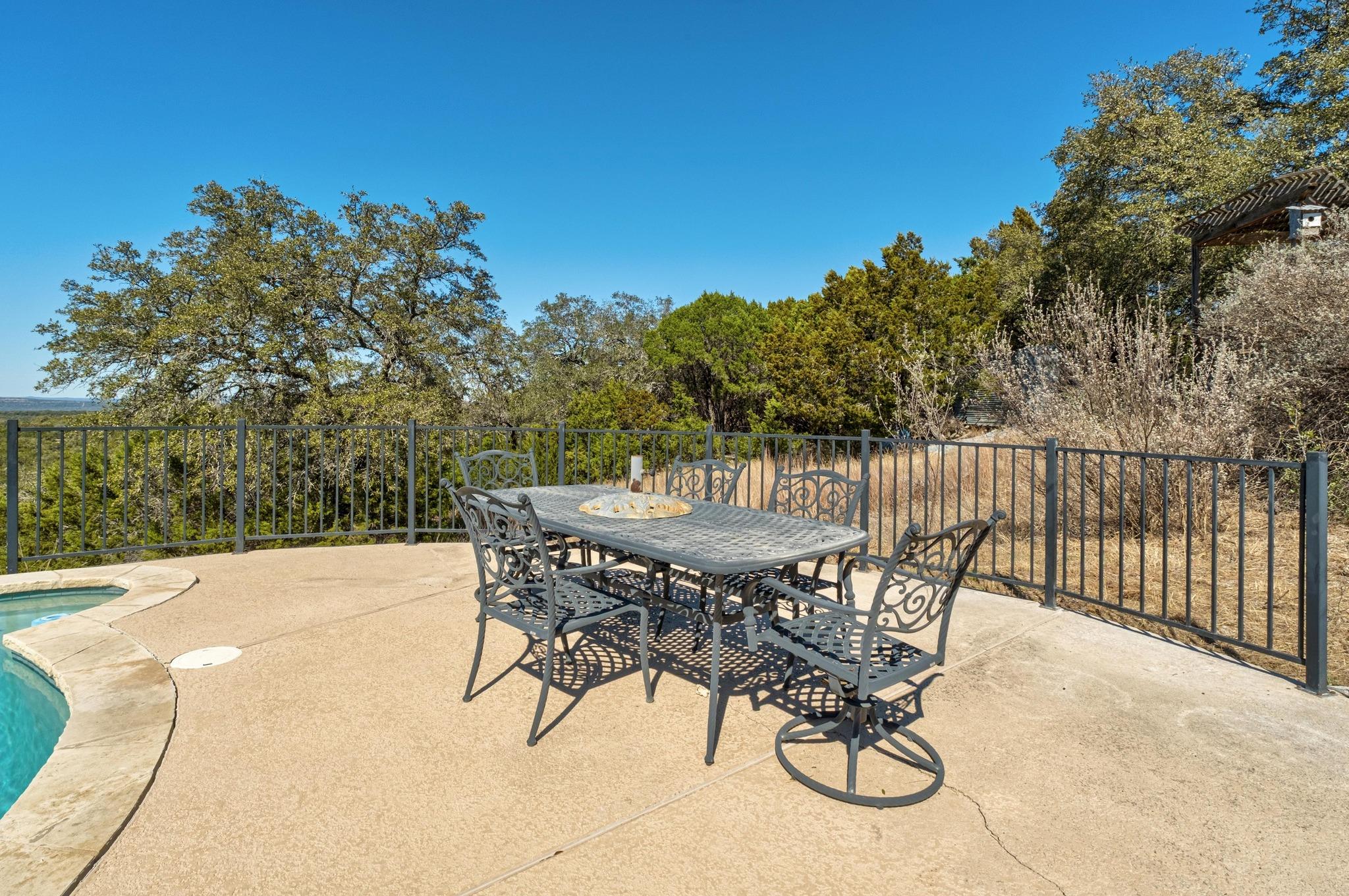 1802 Overland Stage Rd, Dripping Springs, TX 78620