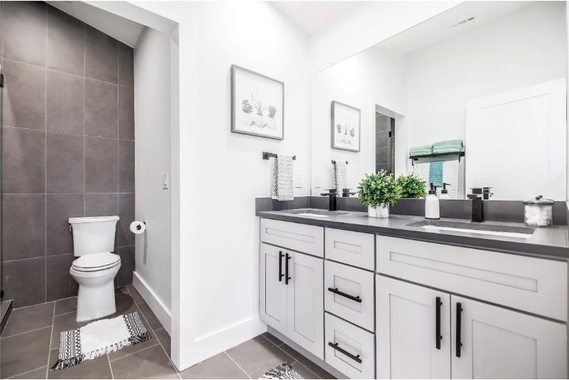 1102 1/2 Fiesta St # A, Austin, TX 78702