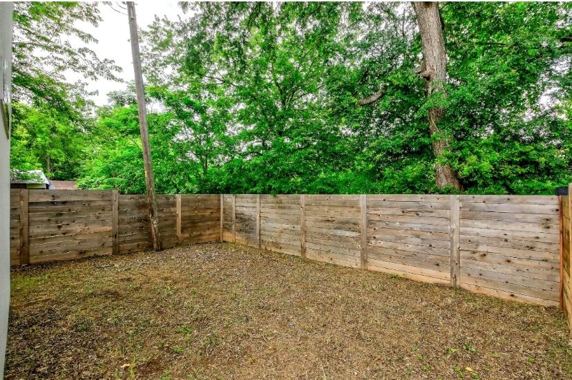 1102 1/2 Fiesta St # A, Austin, TX 78702