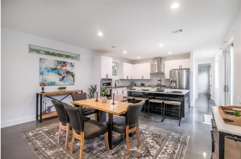 1102 1/2 Fiesta St # A, Austin, TX 78702