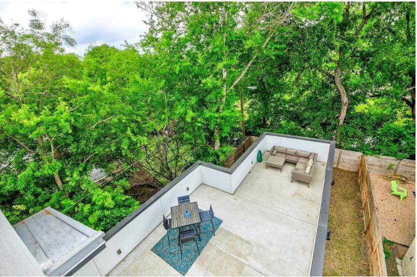 1102 1/2 Fiesta St # A, Austin, TX 78702