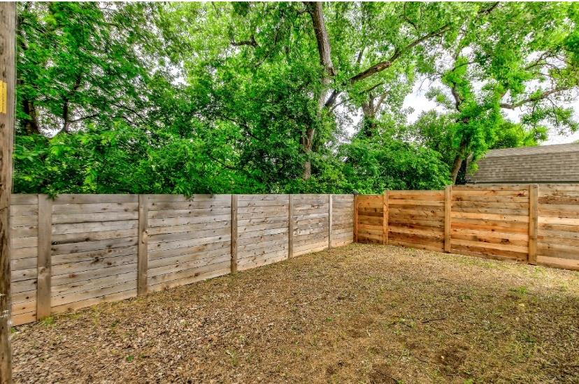 1102 1/2 Fiesta St # A, Austin, TX 78702