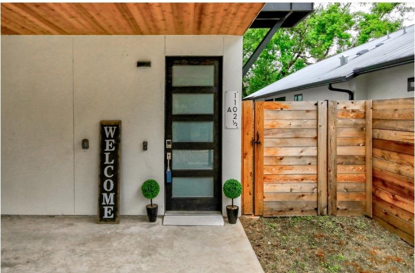 1102 1/2 Fiesta St # A, Austin, TX 78702