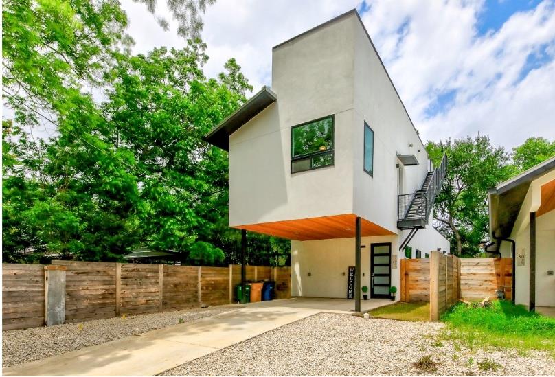 1102 1/2 Fiesta St # A, Austin, TX 78702