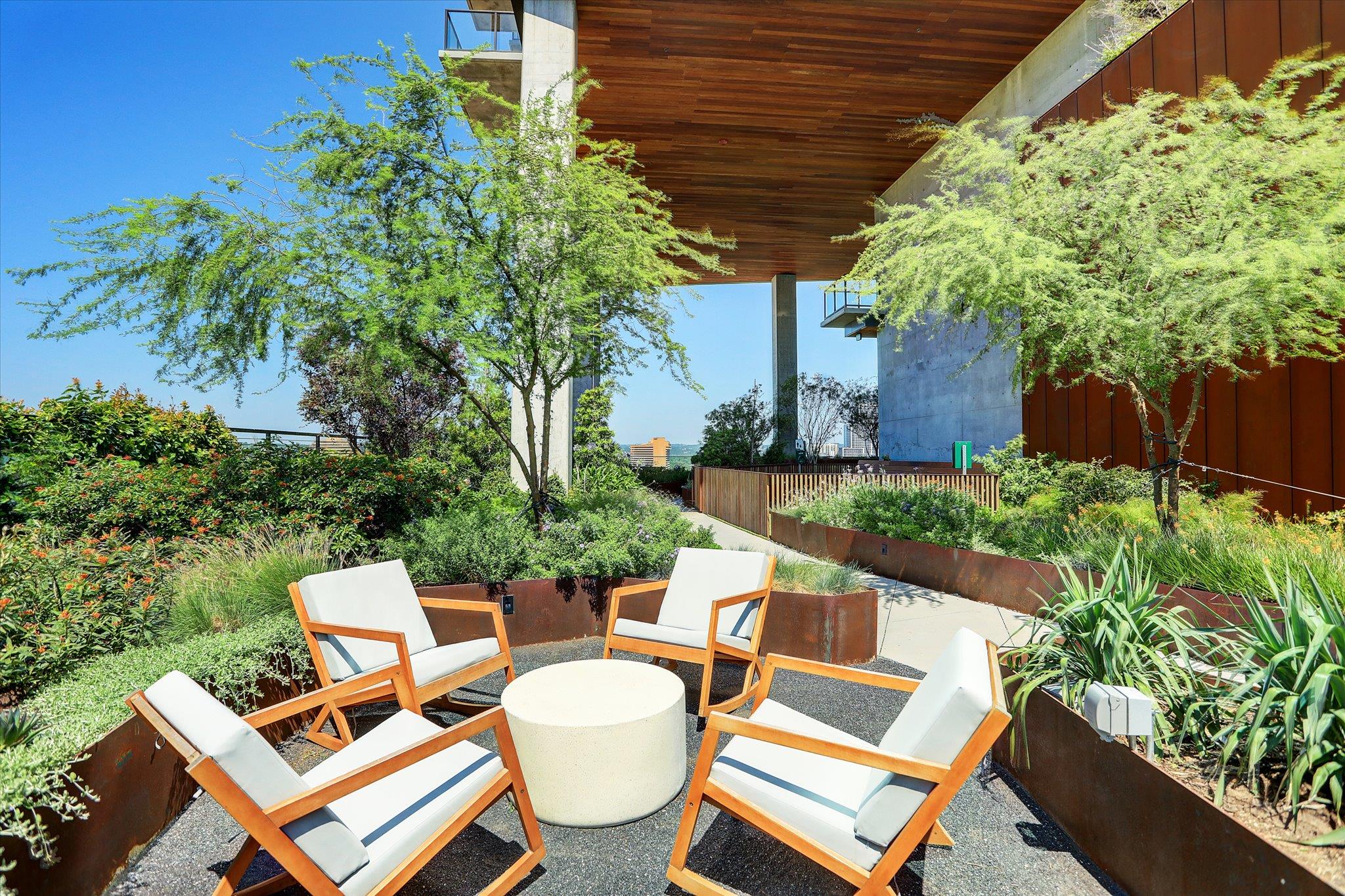 70 Rainey St # 1405, Austin, TX 78701