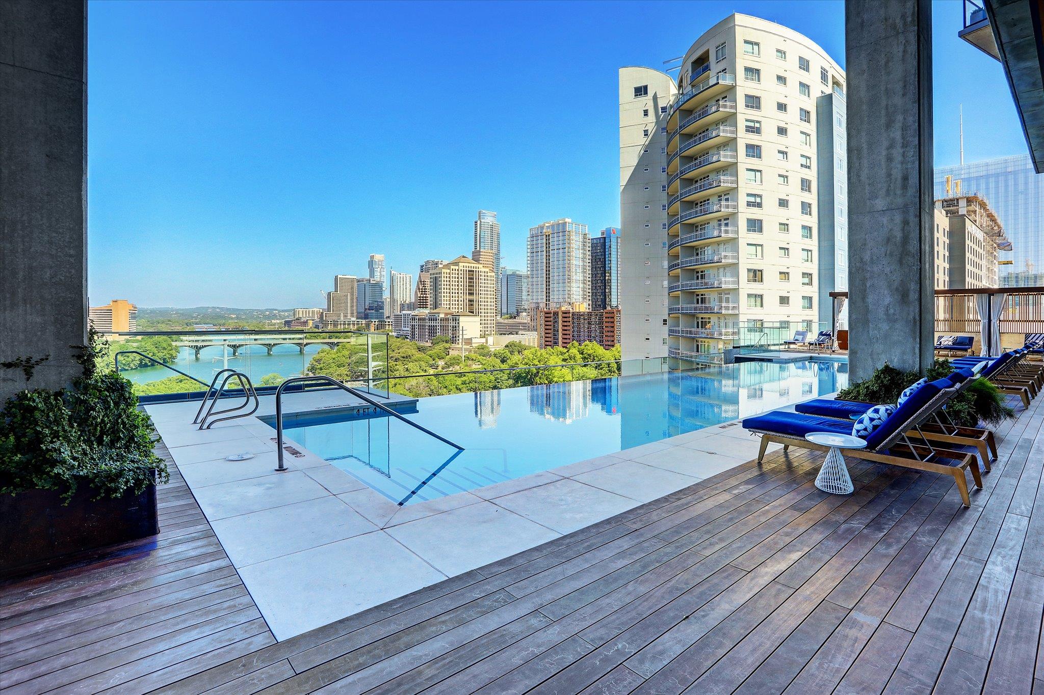 70 Rainey St # 1405, Austin, TX 78701