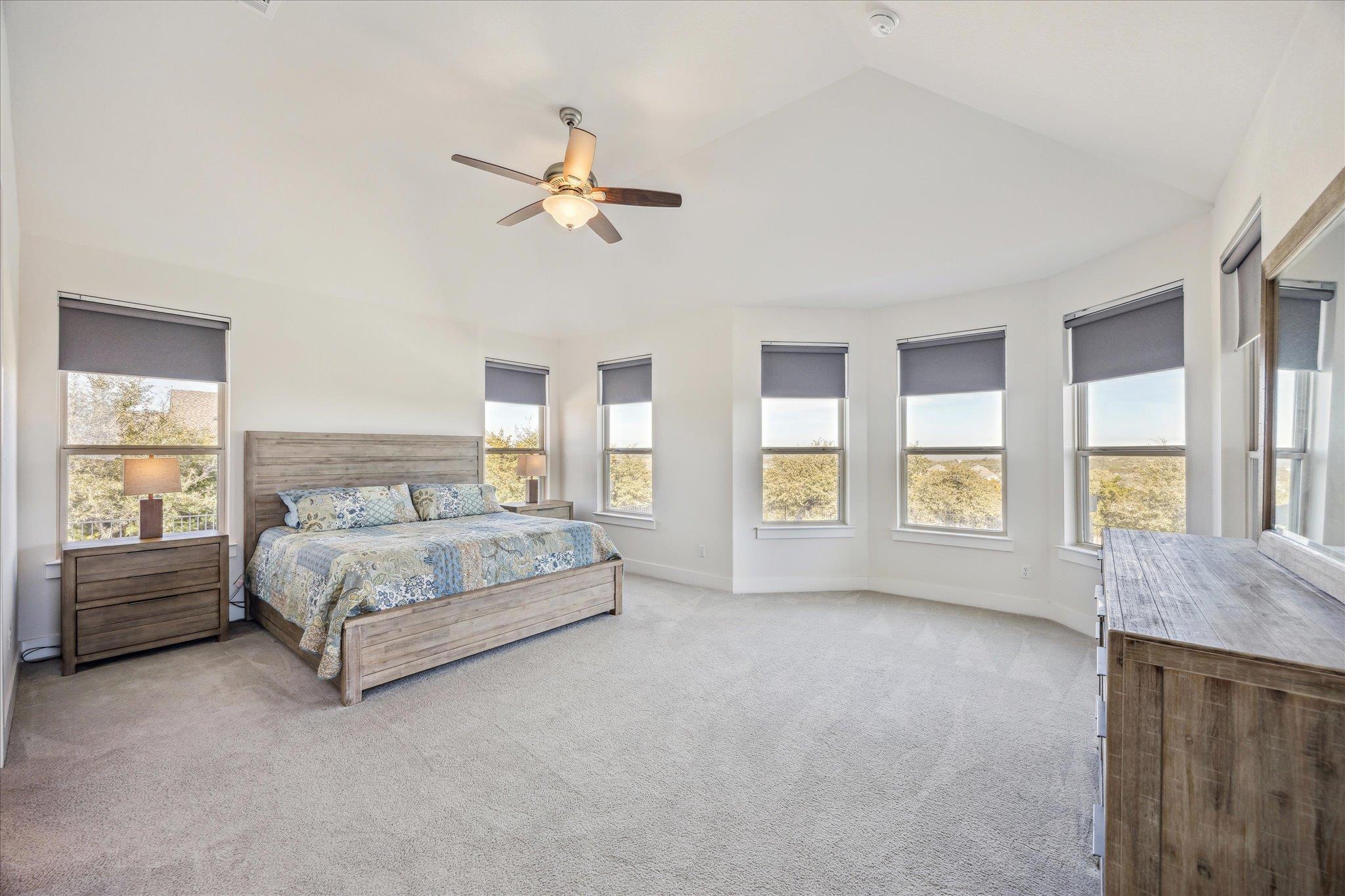 328 Barbaro Dr, Austin, TX 78737