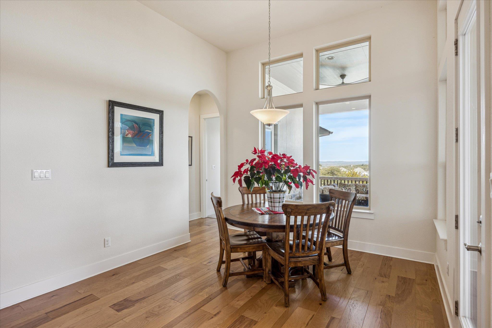 328 Barbaro Dr, Austin, TX 78737