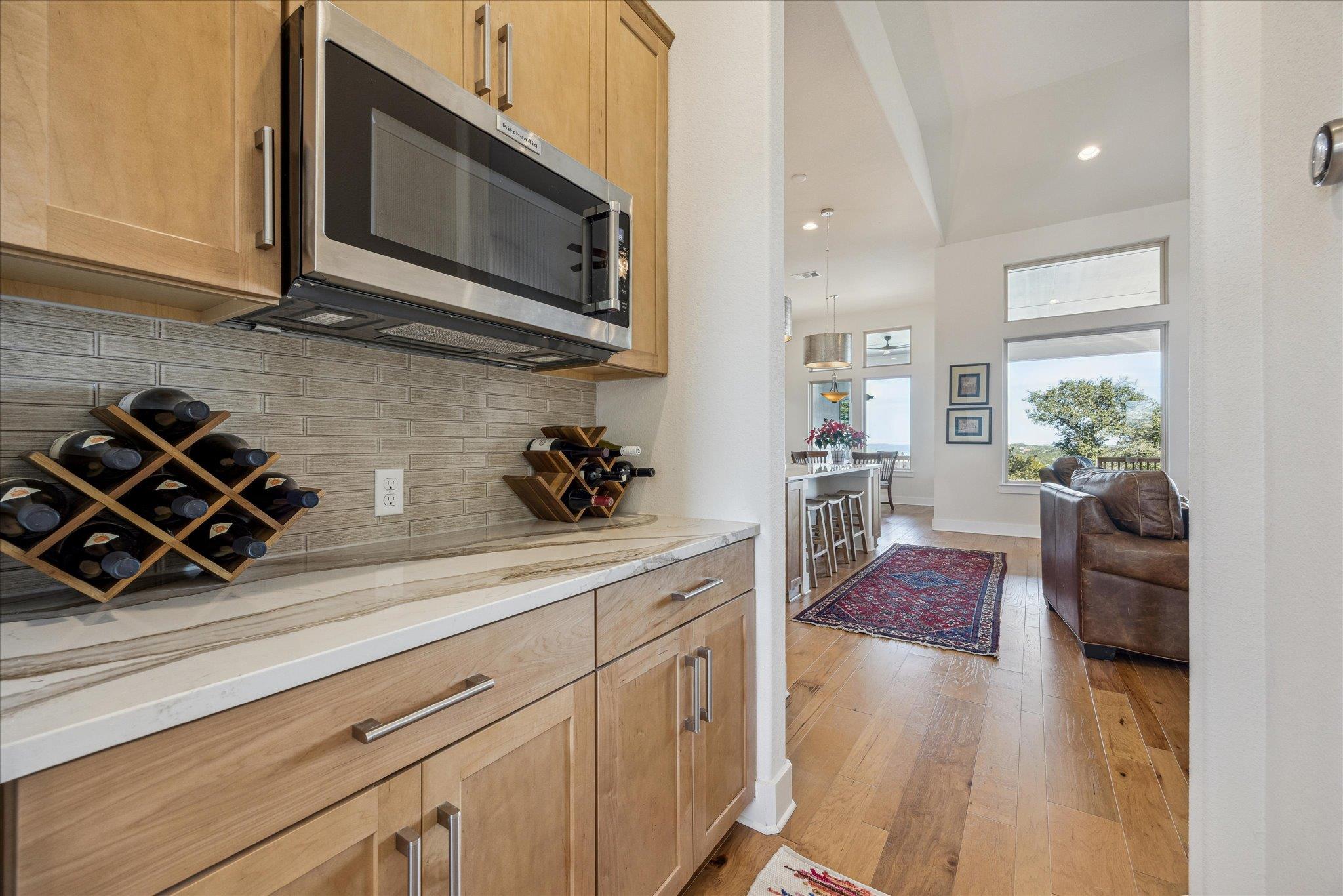 328 Barbaro Dr, Austin, TX 78737