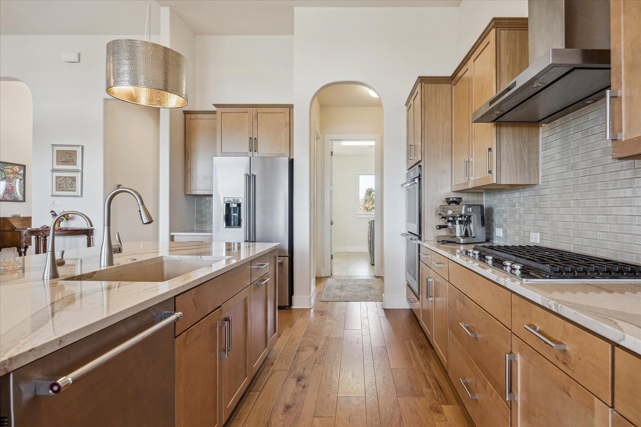 328 Barbaro Dr, Austin, TX 78737