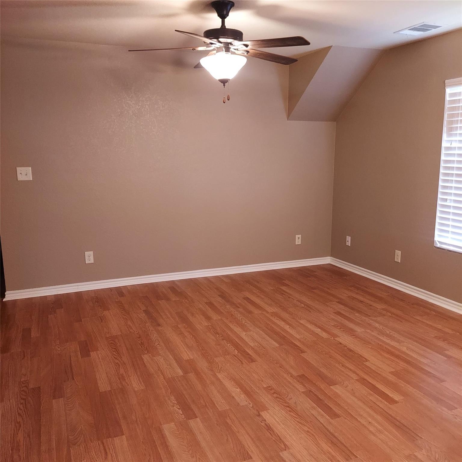 10908 5th St, Jonestown, TX 78645