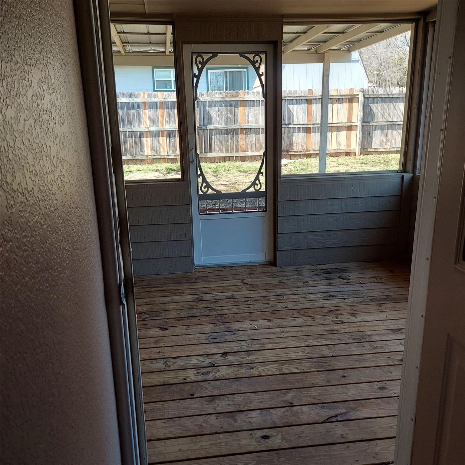 10908 5th St, Jonestown, TX 78645