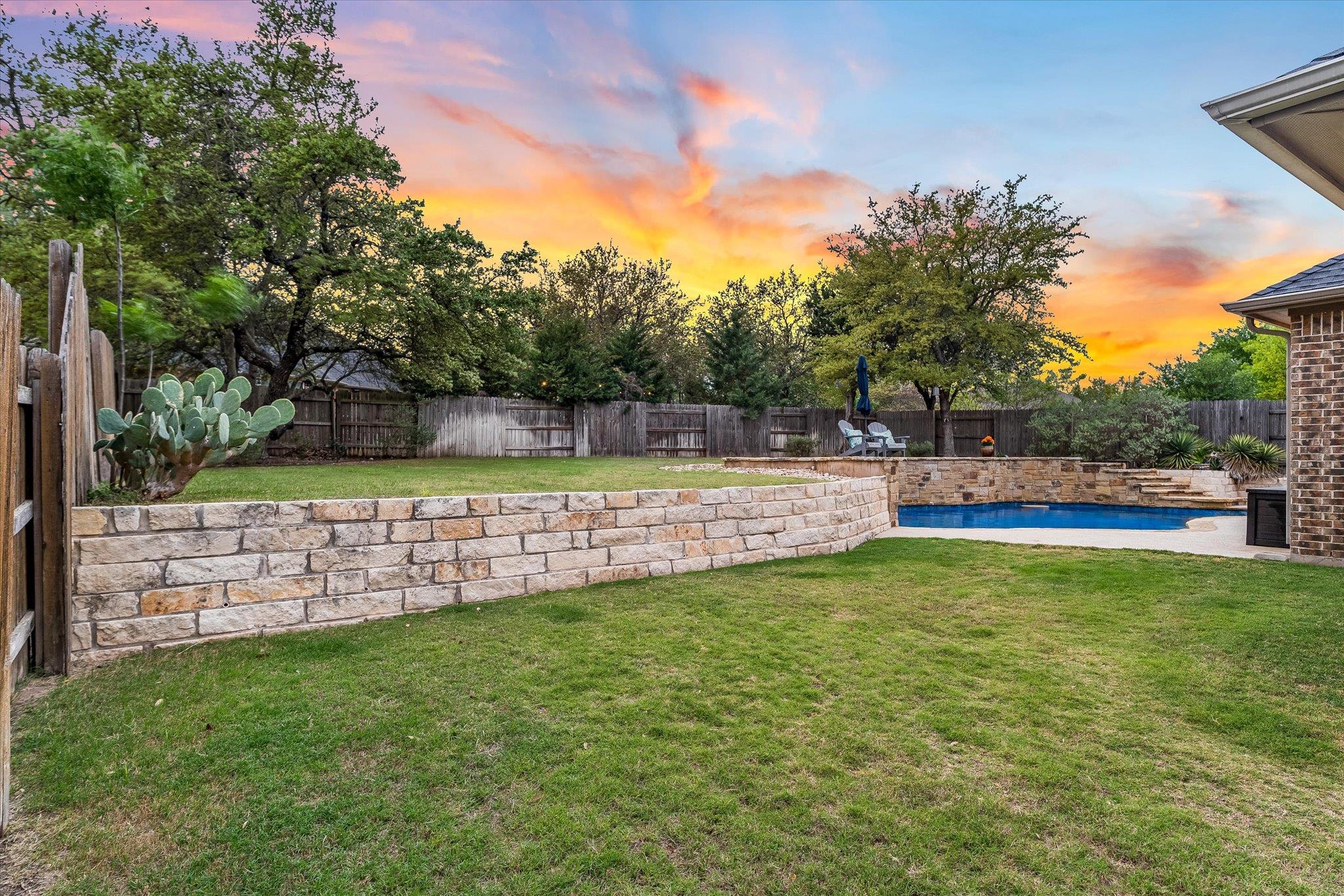 226 Galloway Ln, Austin, TX 78737