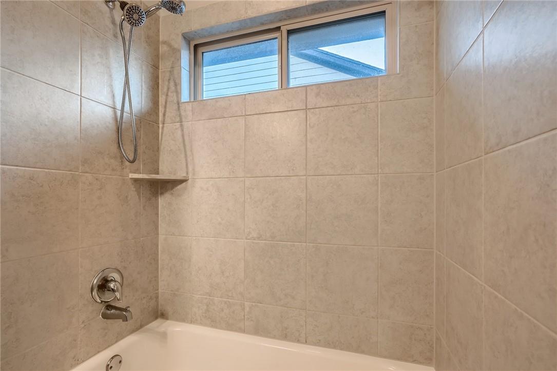 223 Callahan Ln, Leander, TX 78641