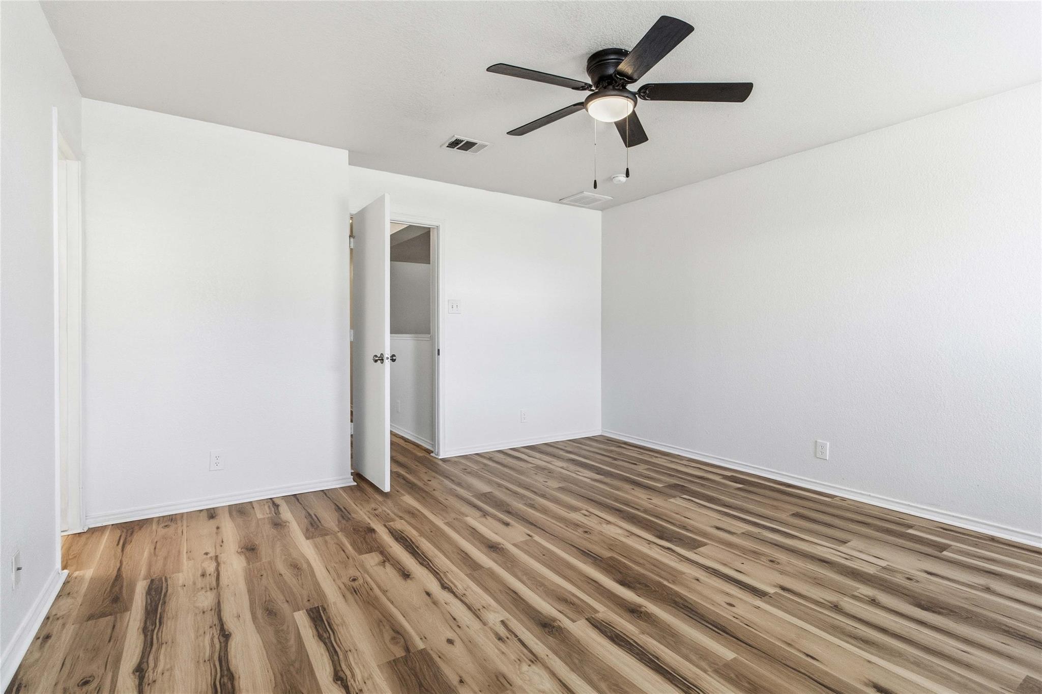 224 Capistrano Dr, San Marcos, TX 78666