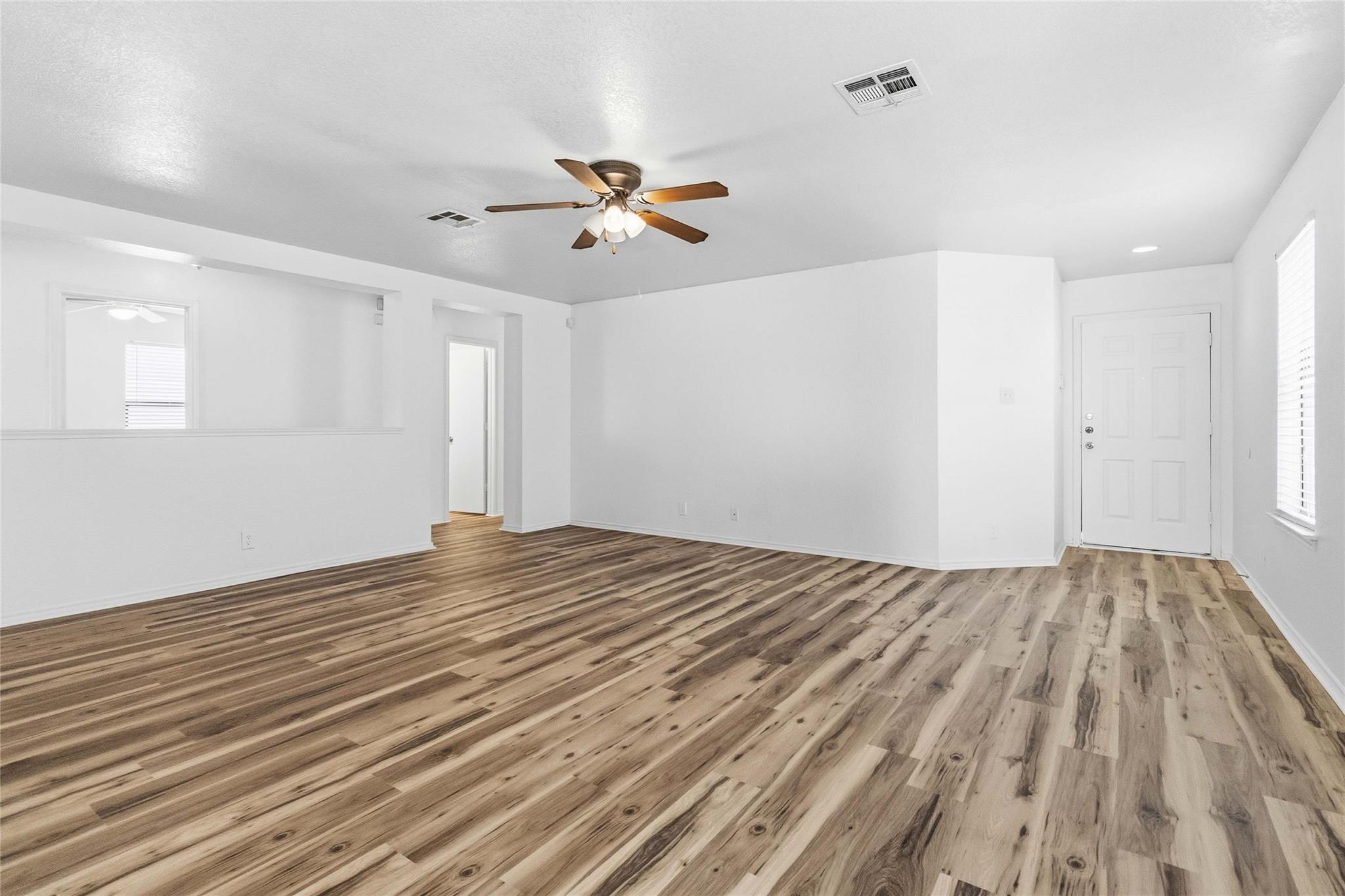 224 Capistrano Dr, San Marcos, TX 78666