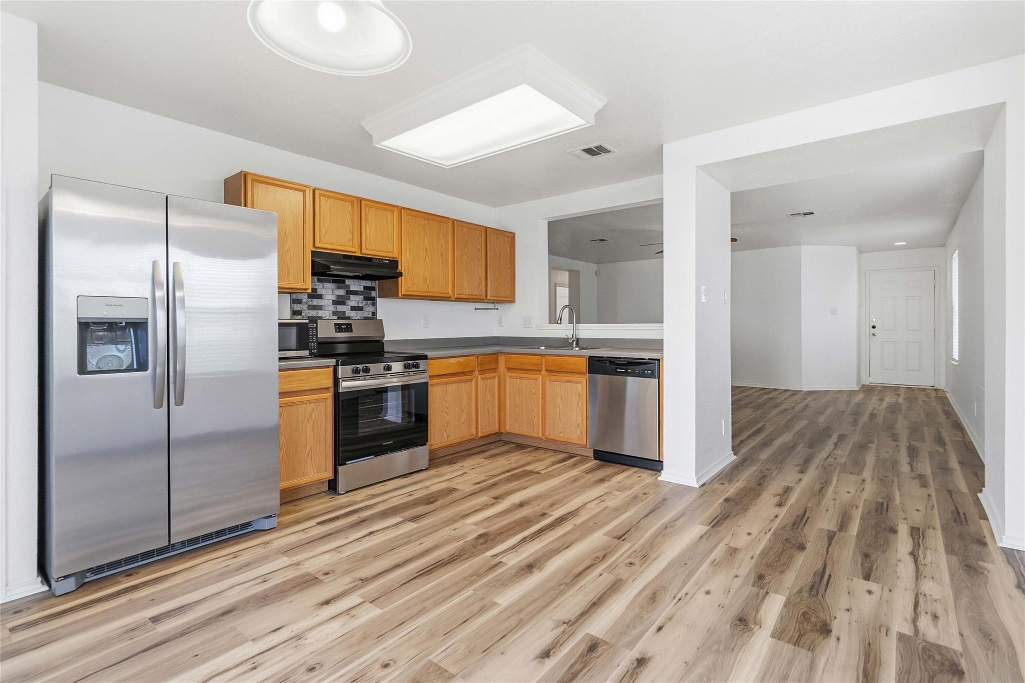 224 Capistrano Dr, San Marcos, TX 78666