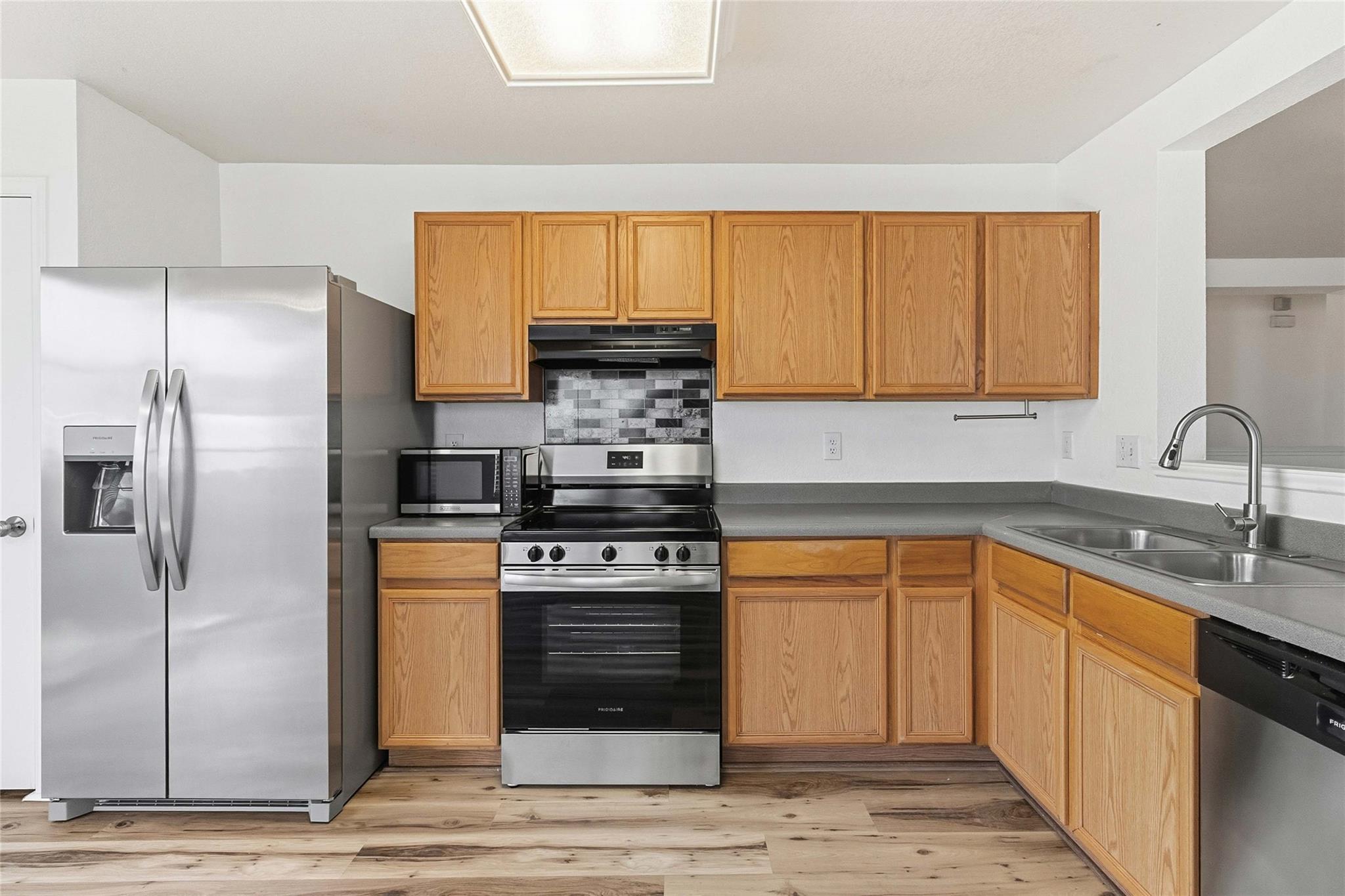 224 Capistrano Dr, San Marcos, TX 78666