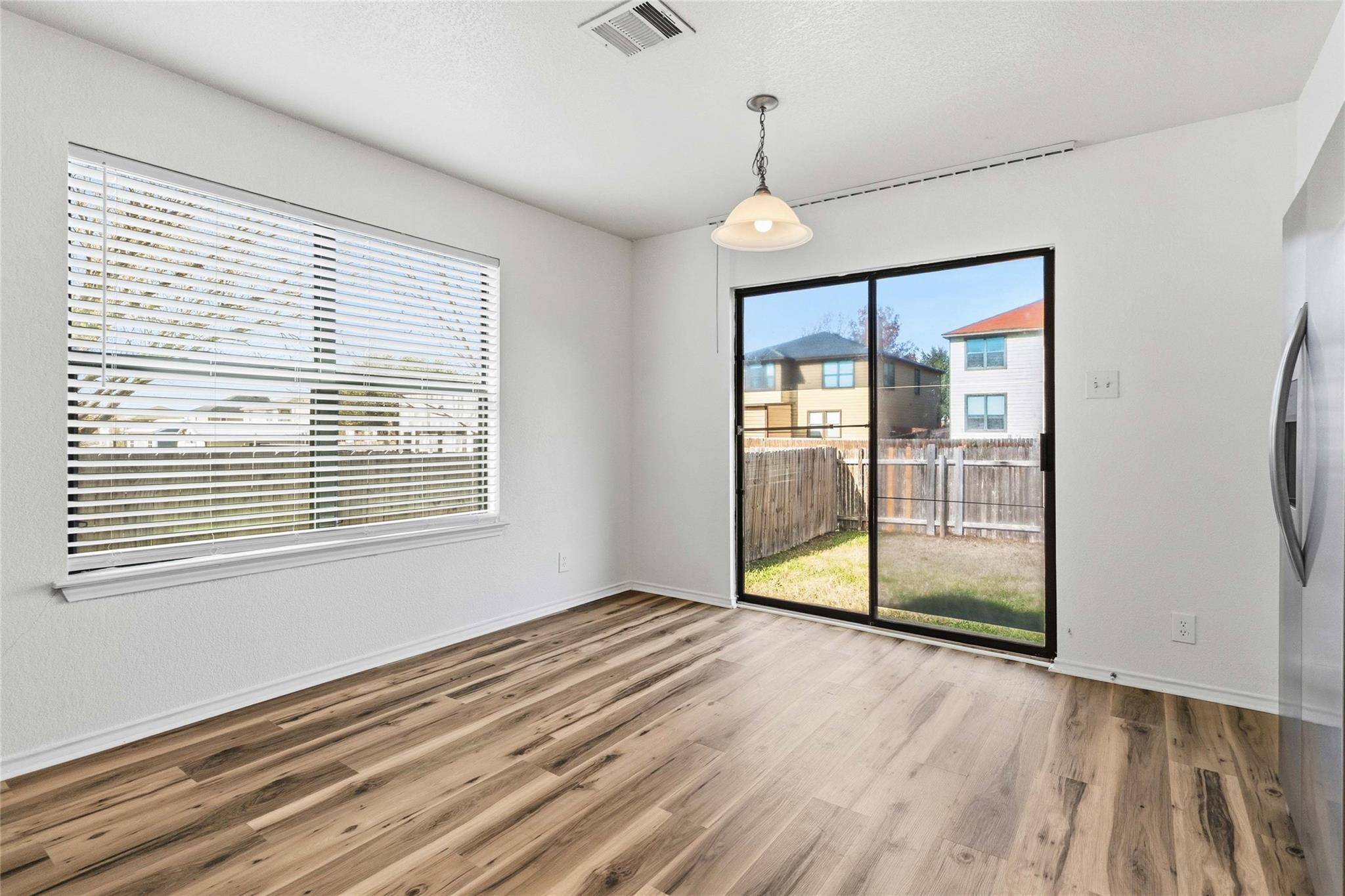 224 Capistrano Dr, San Marcos, TX 78666