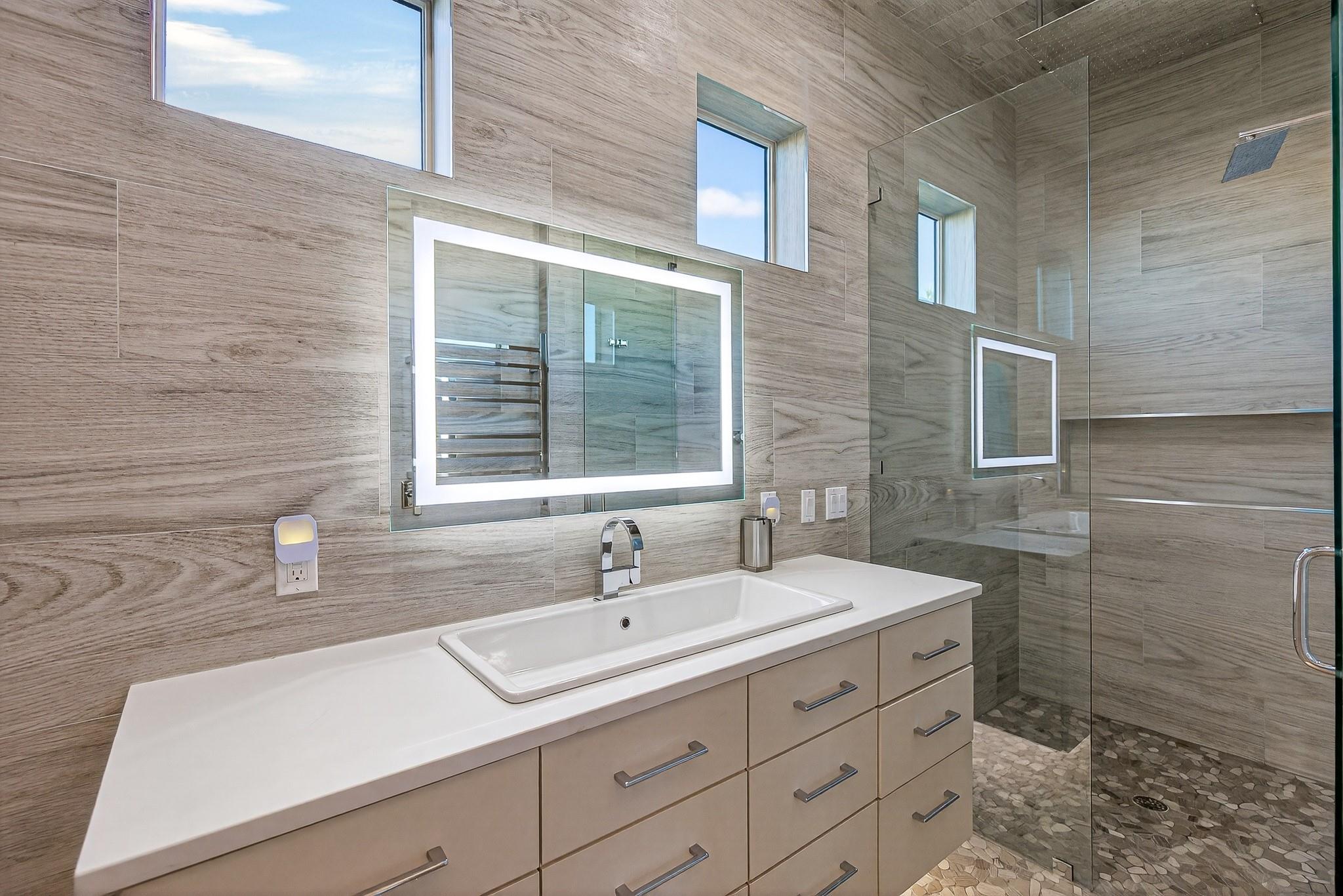 116 Wennmohs Pl, Horseshoe Bay, TX 78657